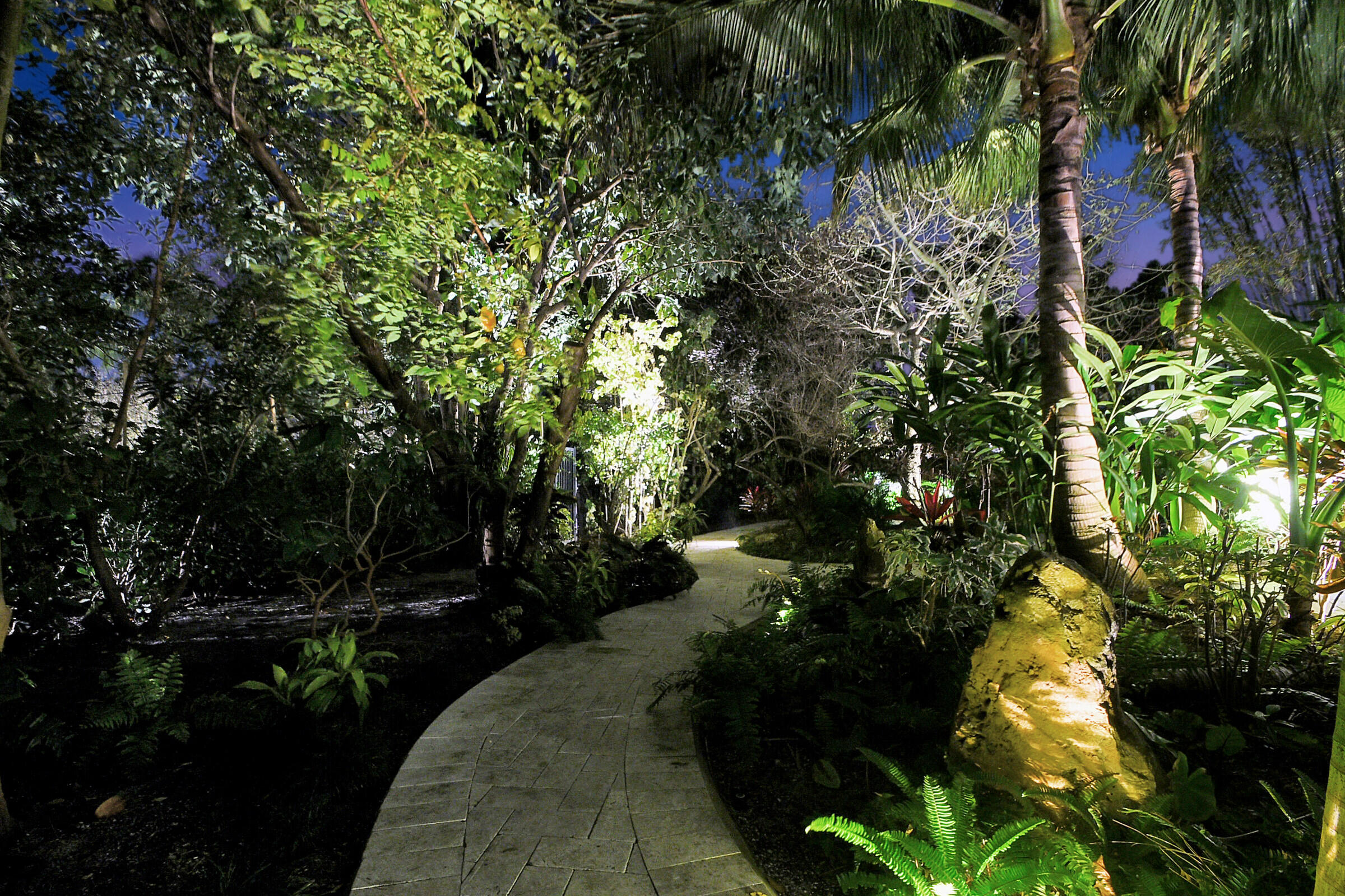 S/D OF 8-46-43 - Residential