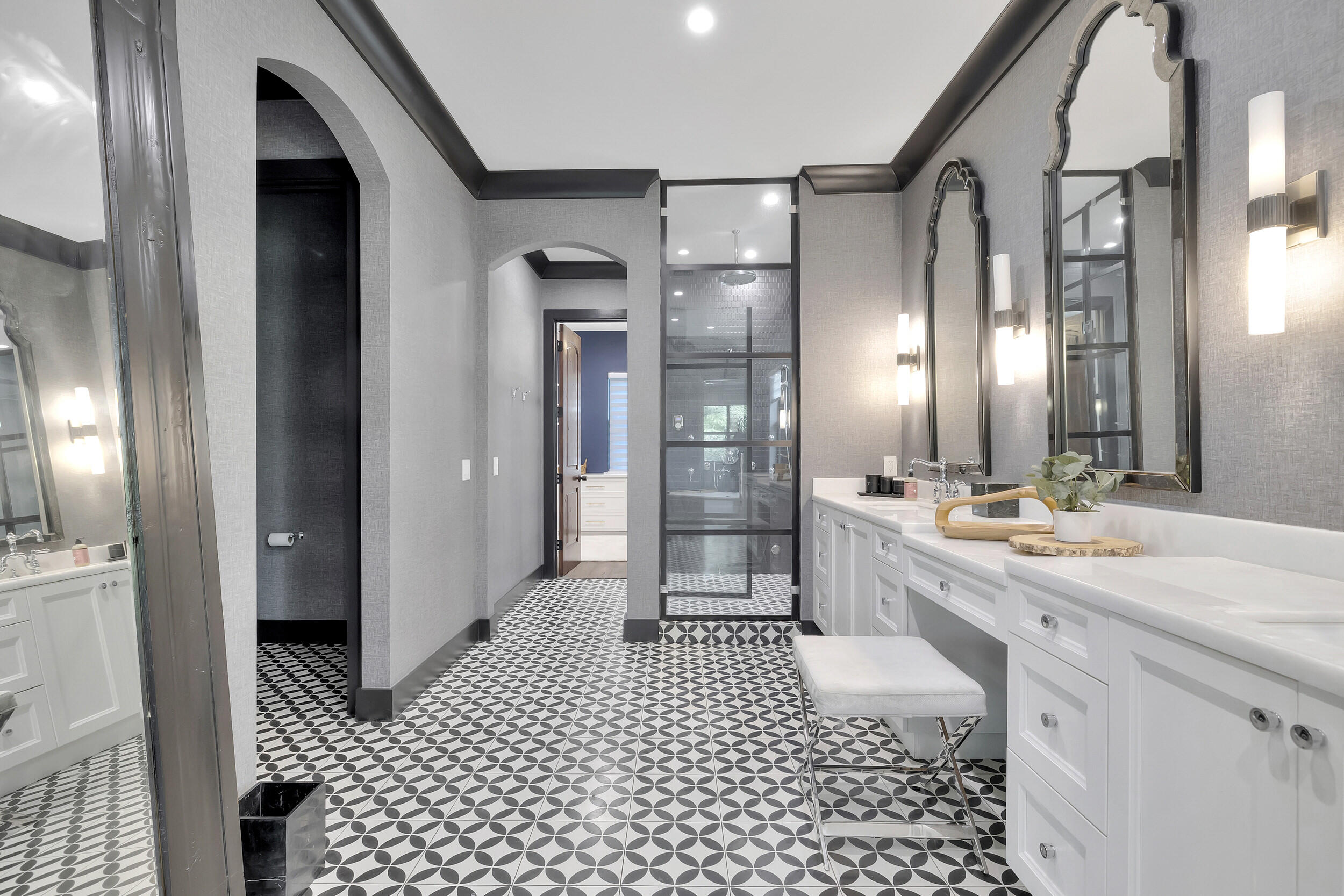 S/D OF 8-46-43 - Residential