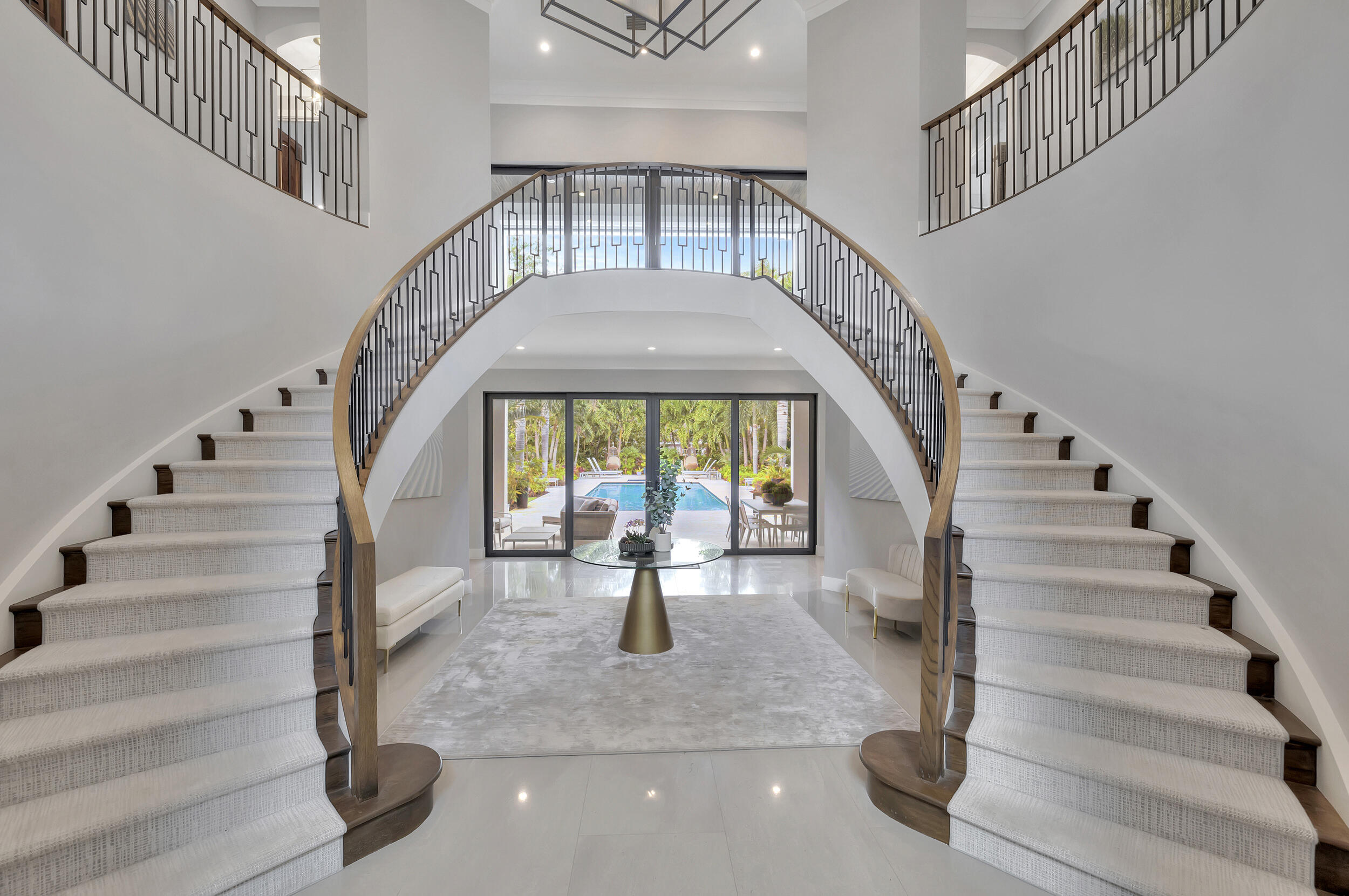 S/D OF 8-46-43 - Residential