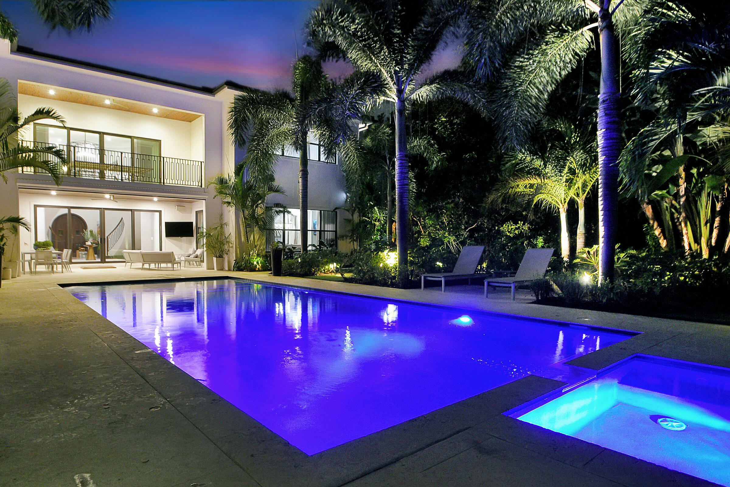 S/D OF 8-46-43 - Residential