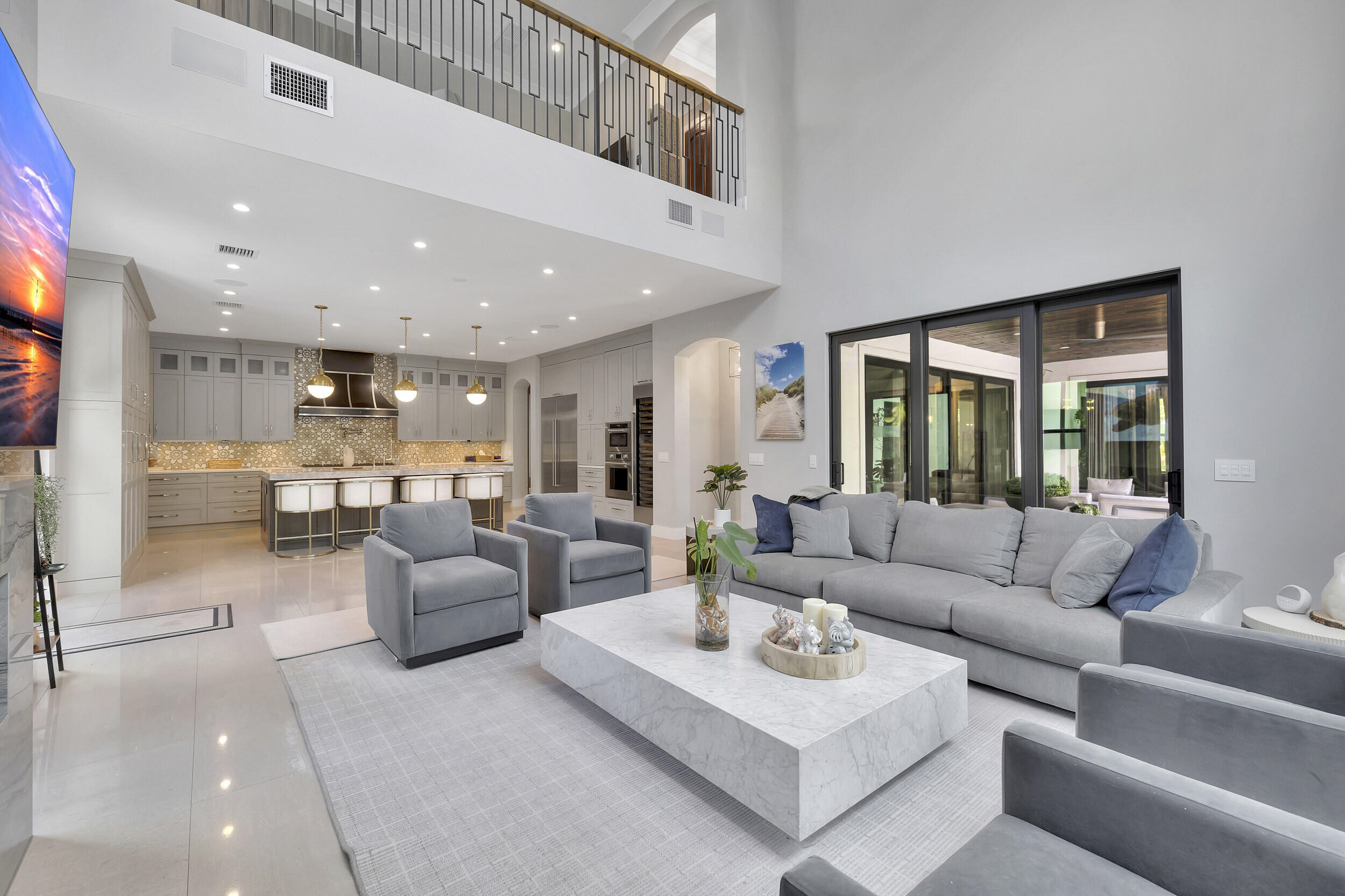 S/D OF 8-46-43 - Residential