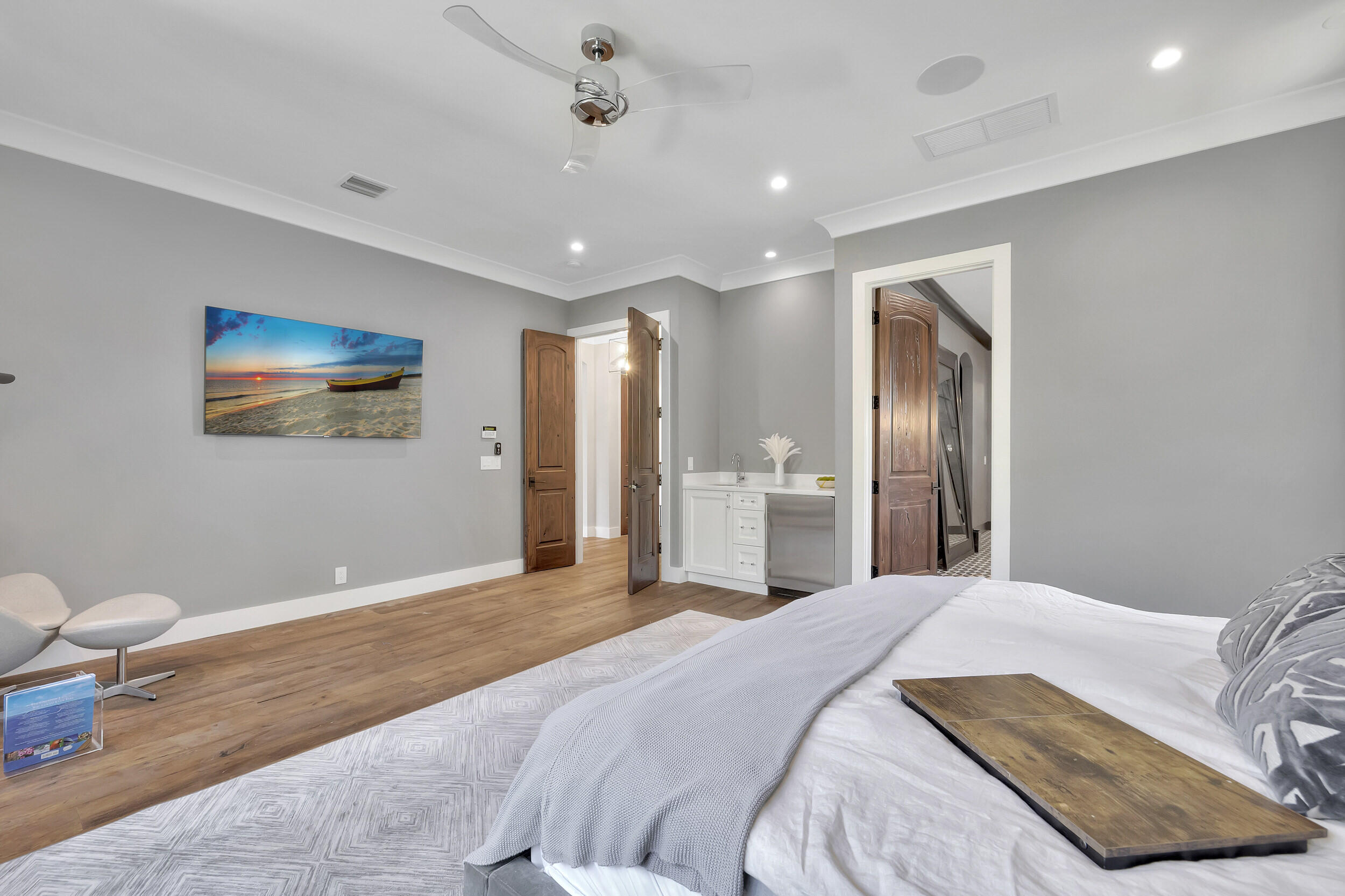 S/D OF 8-46-43 - Residential