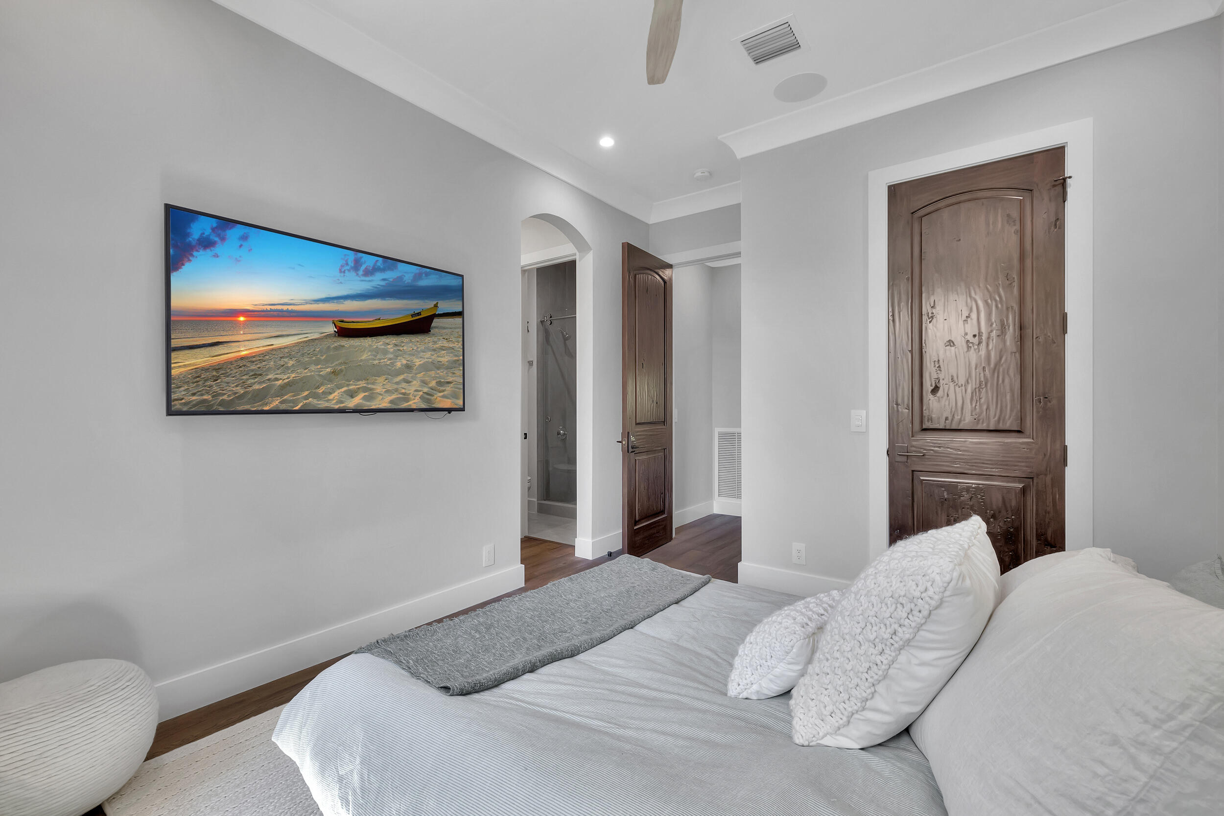 S/D OF 8-46-43 - Residential