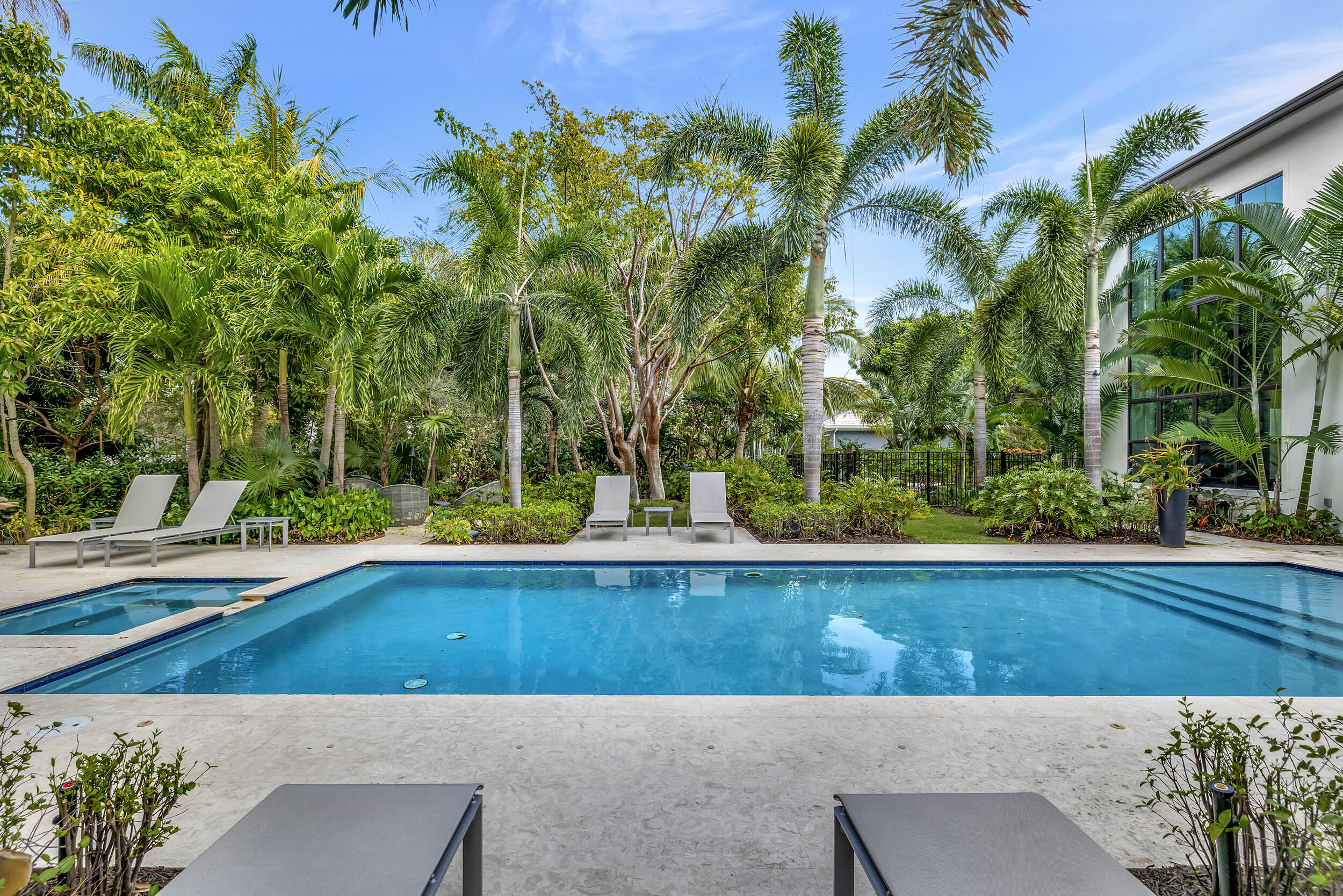 S/D OF 8-46-43 - Residential