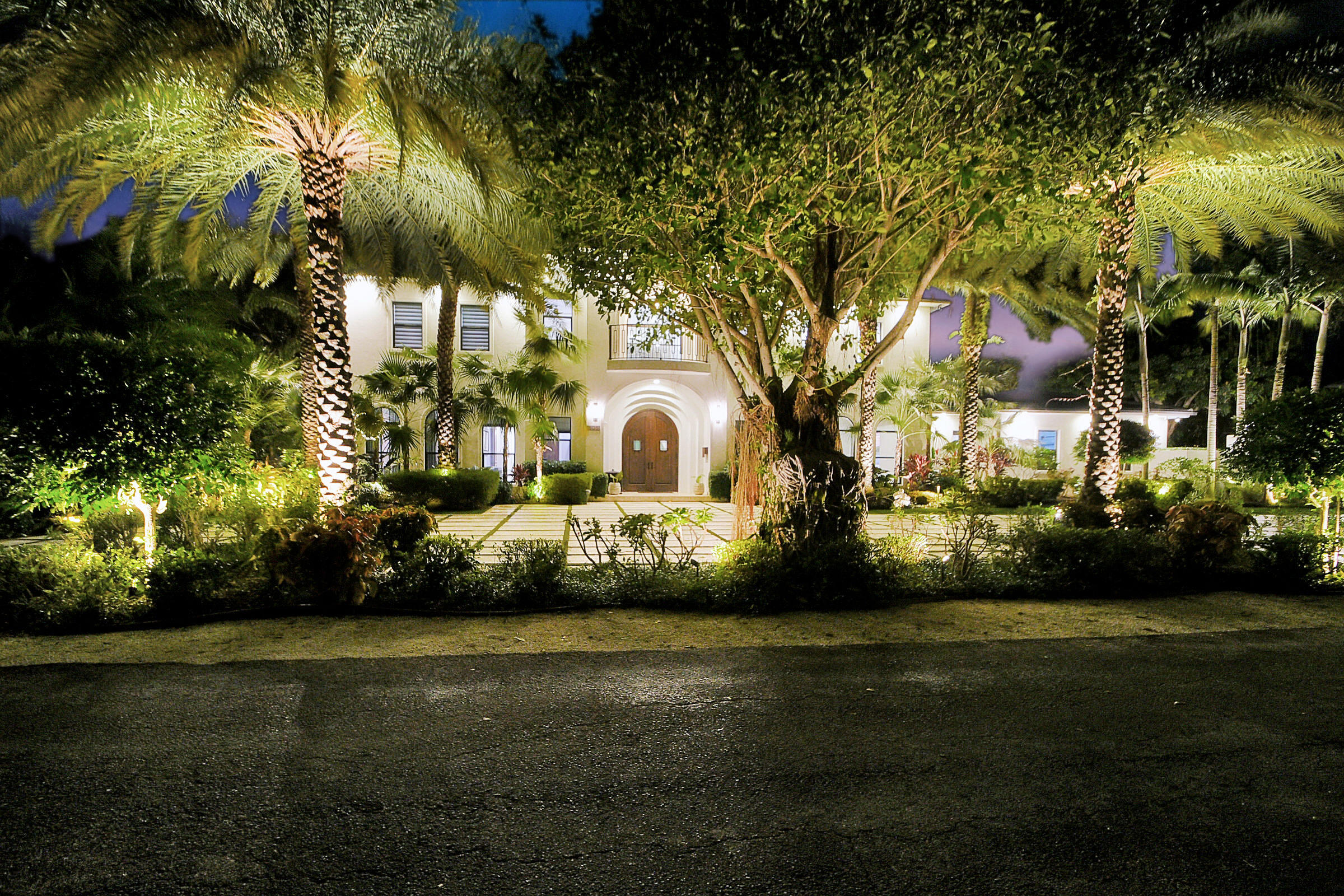 S/D OF 8-46-43 - Residential