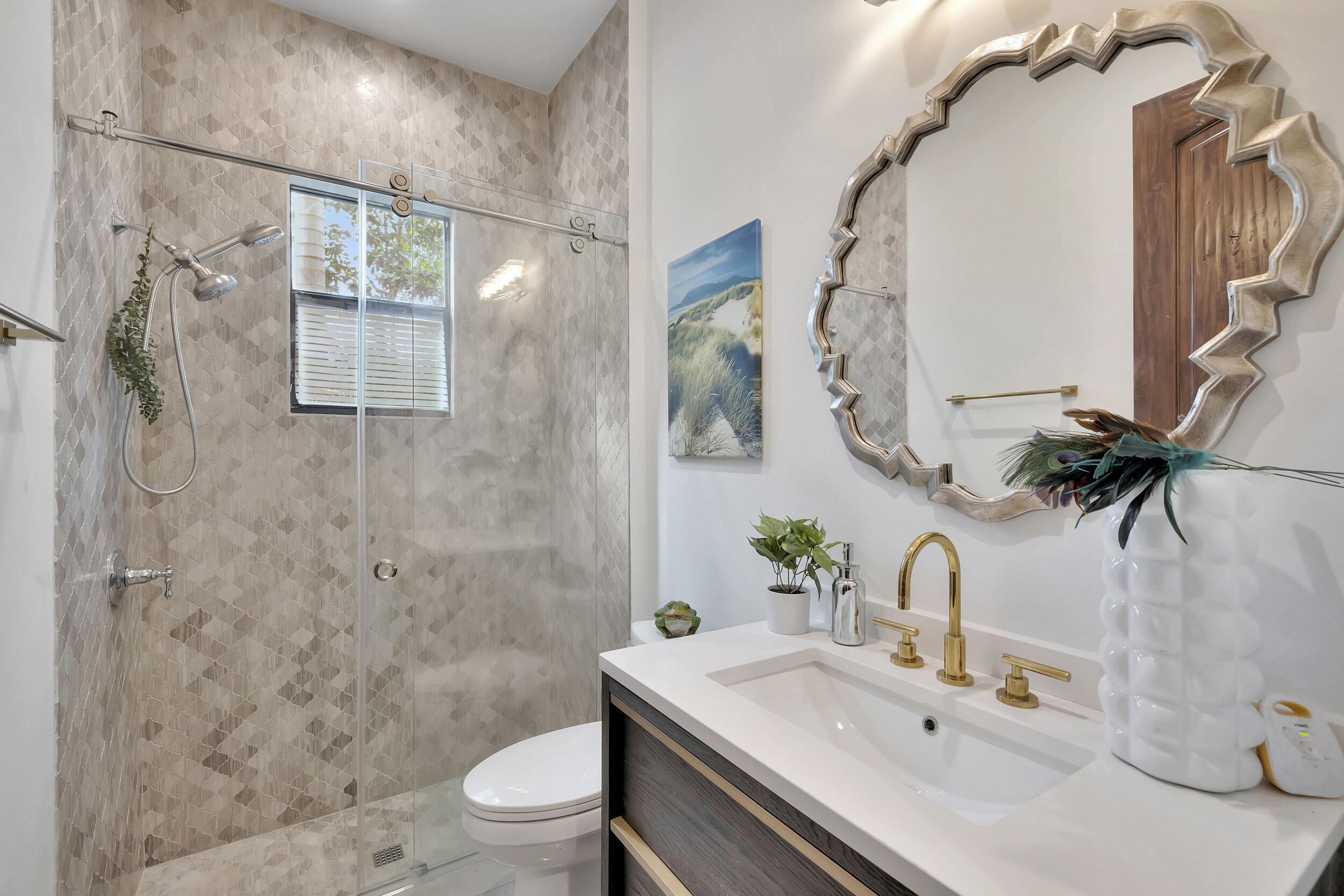 S/D OF 8-46-43 - Residential