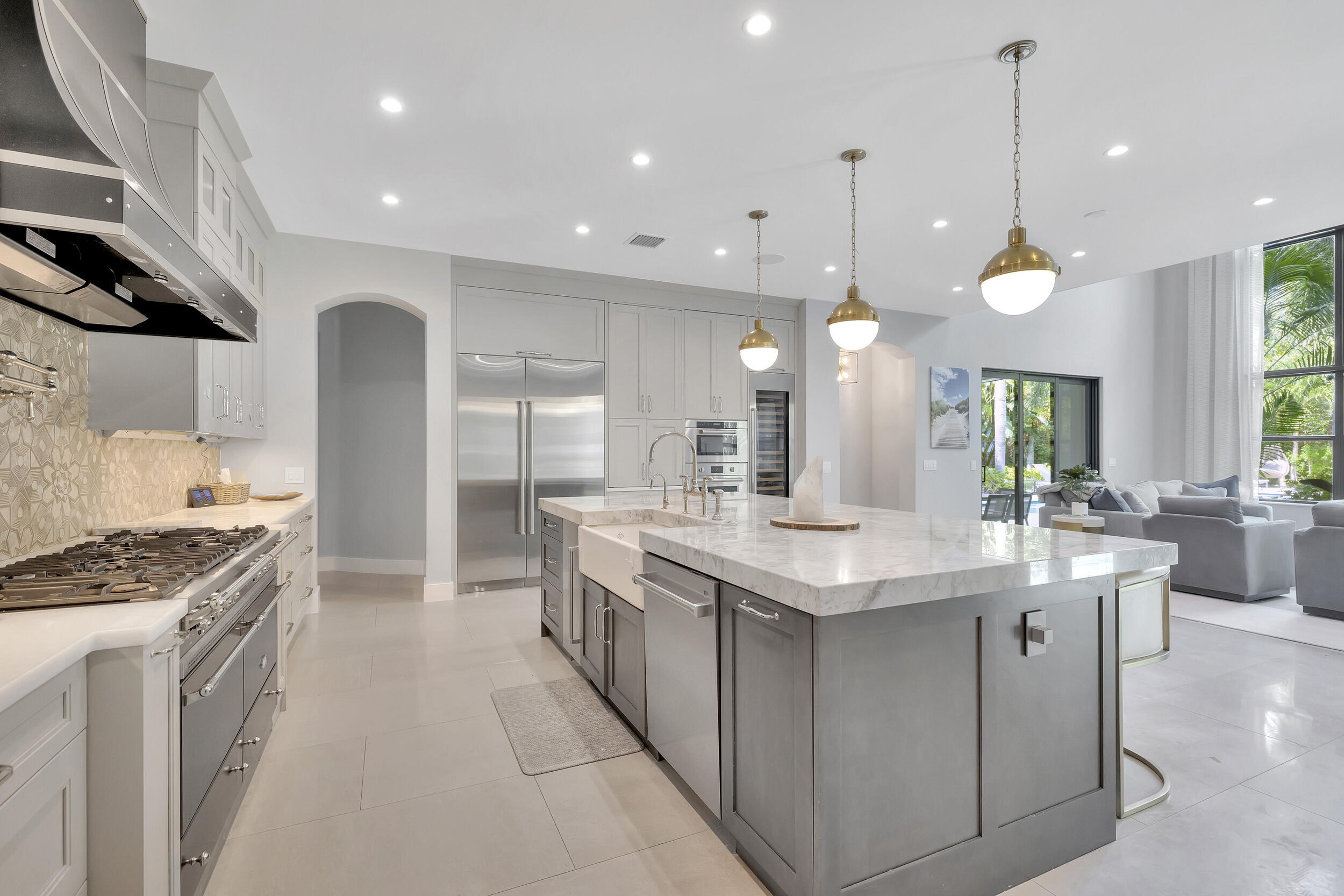 S/D OF 8-46-43 - Residential