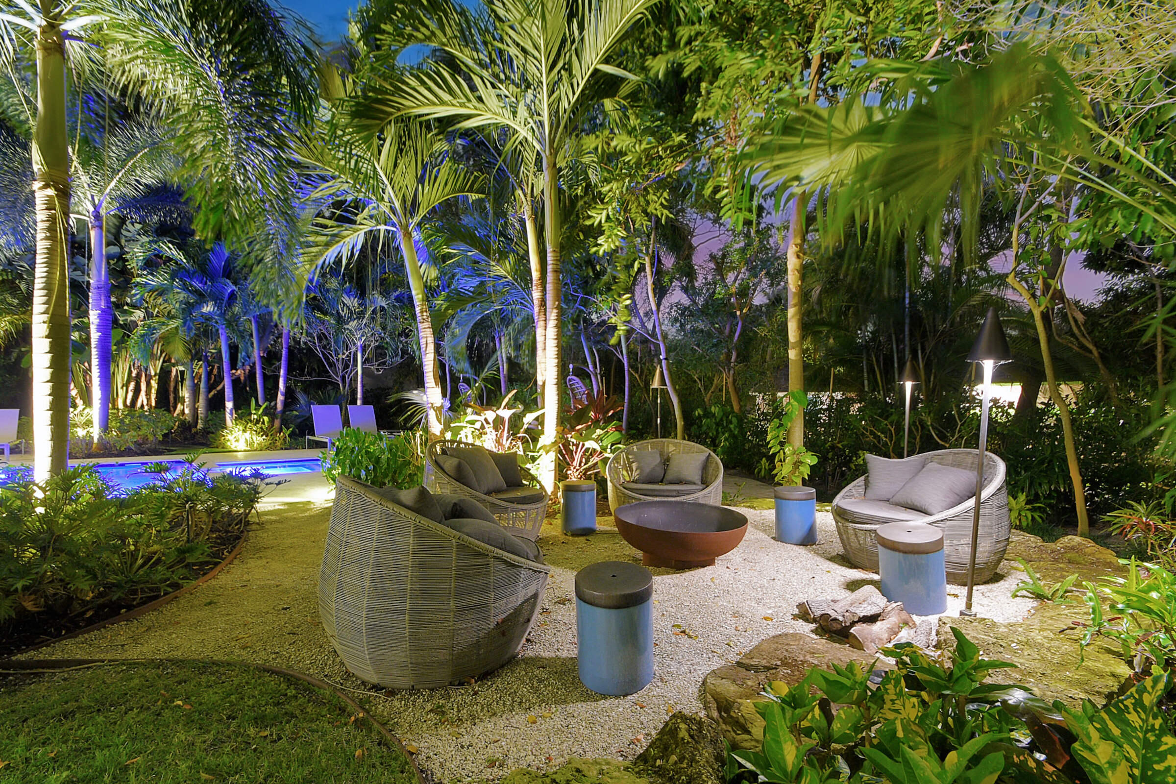 S/D OF 8-46-43 - Residential