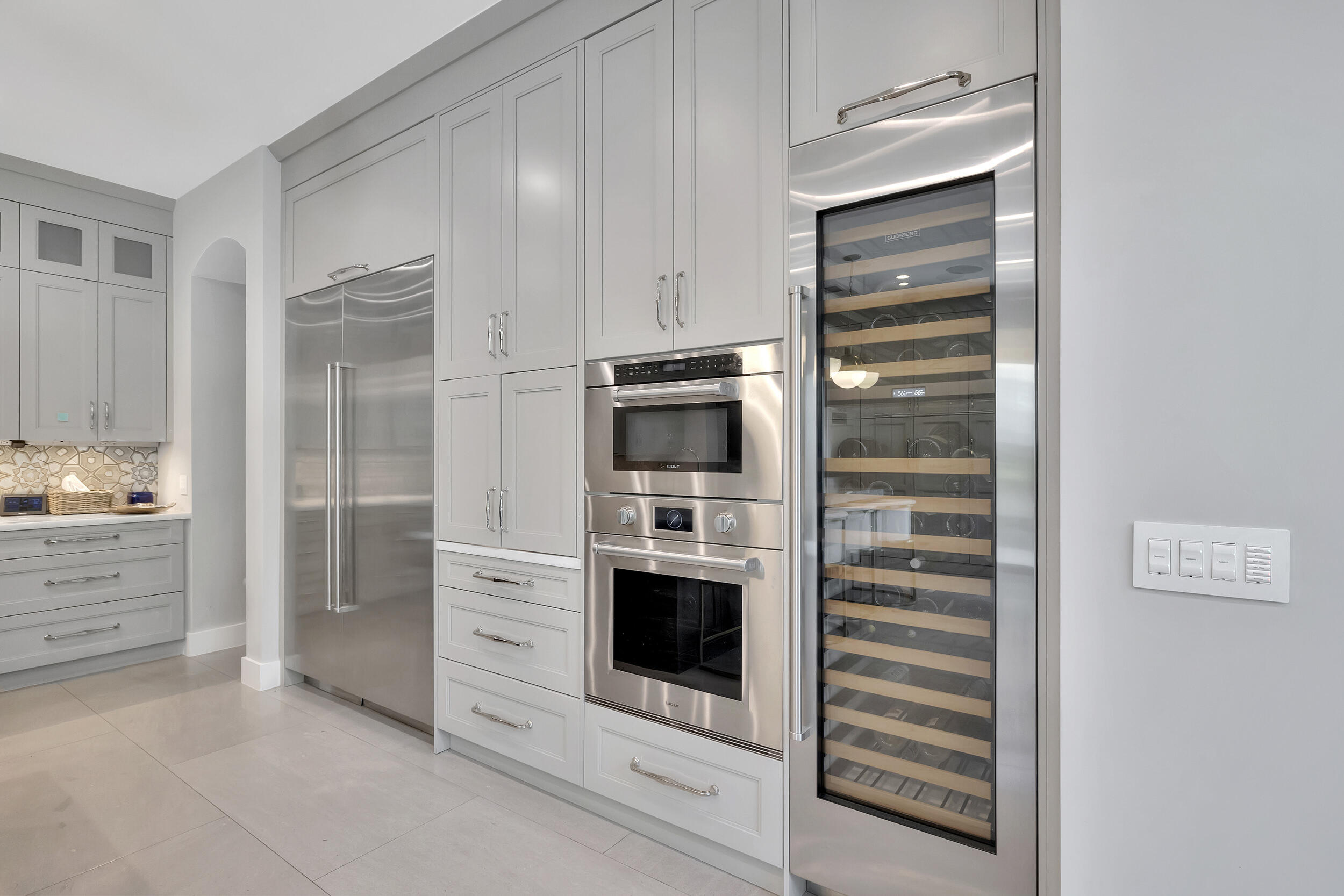 S/D OF 8-46-43 - Residential