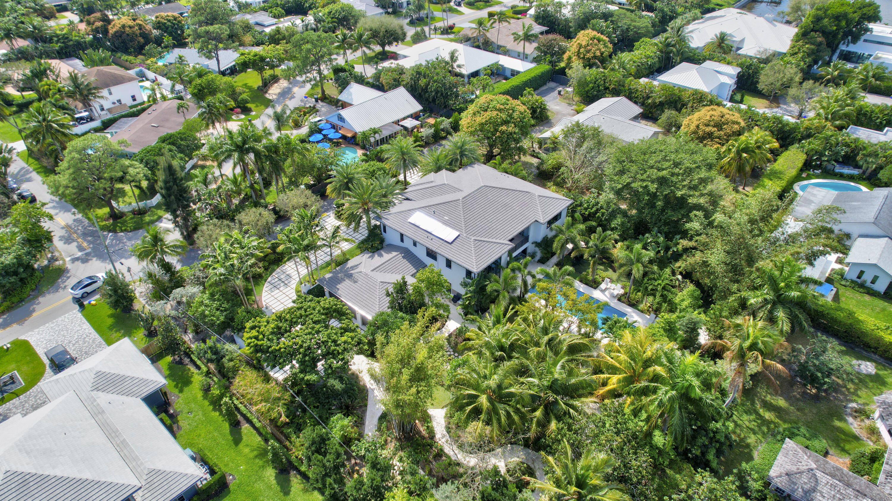 S/D OF 8-46-43 - Residential