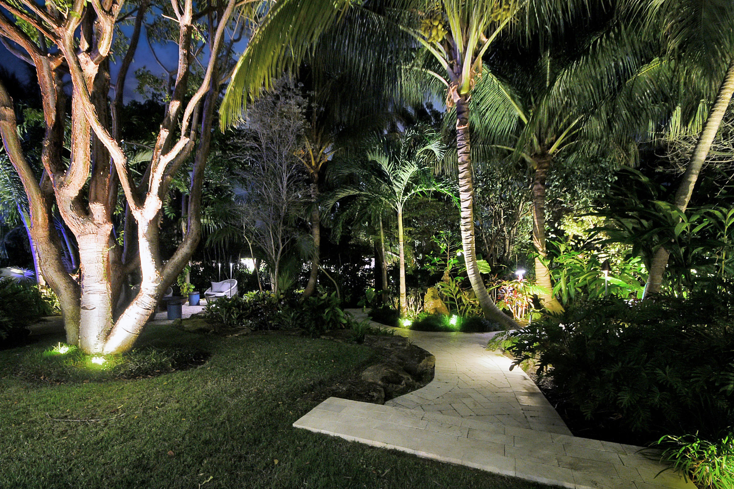 S/D OF 8-46-43 - Residential