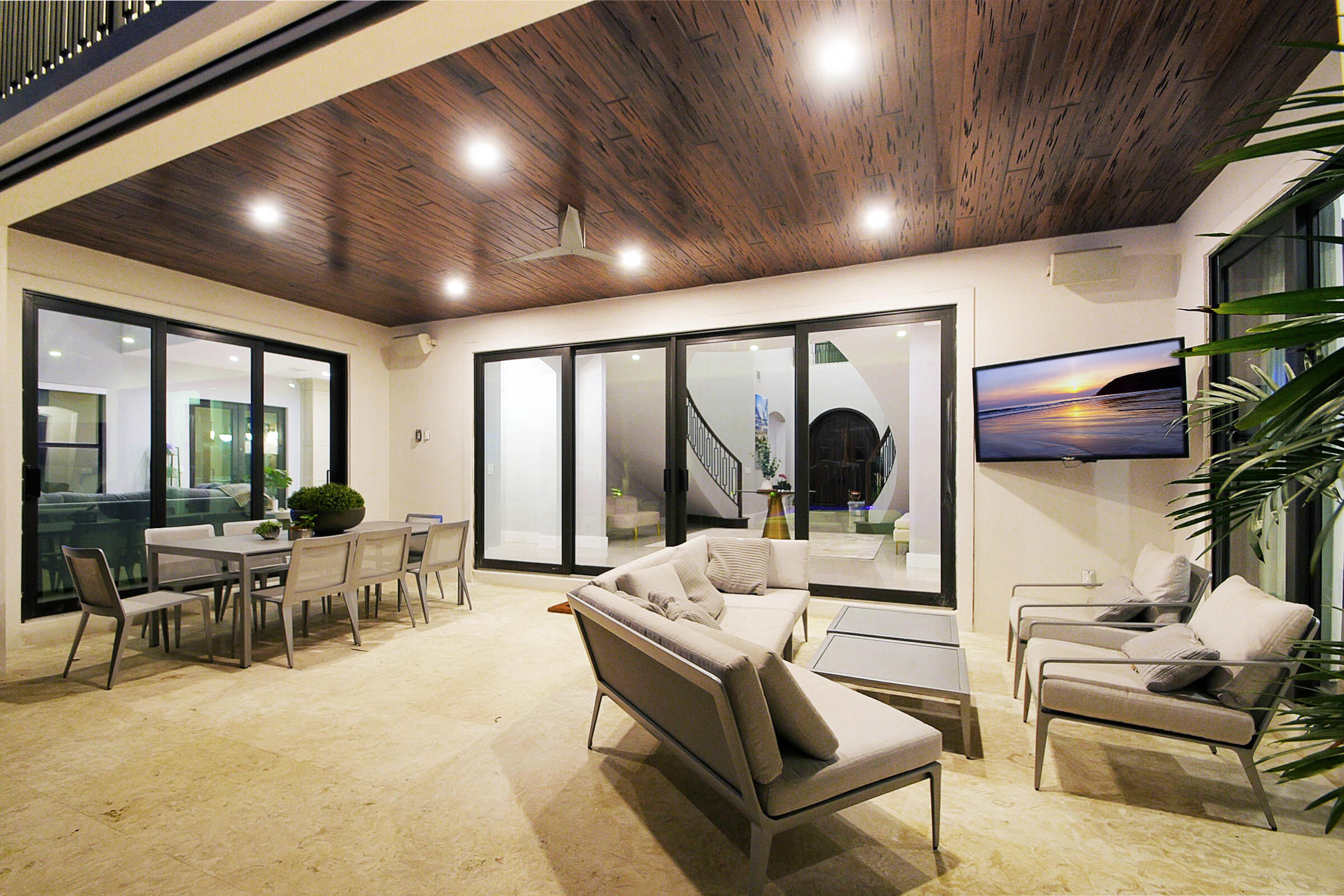 S/D OF 8-46-43 - Residential