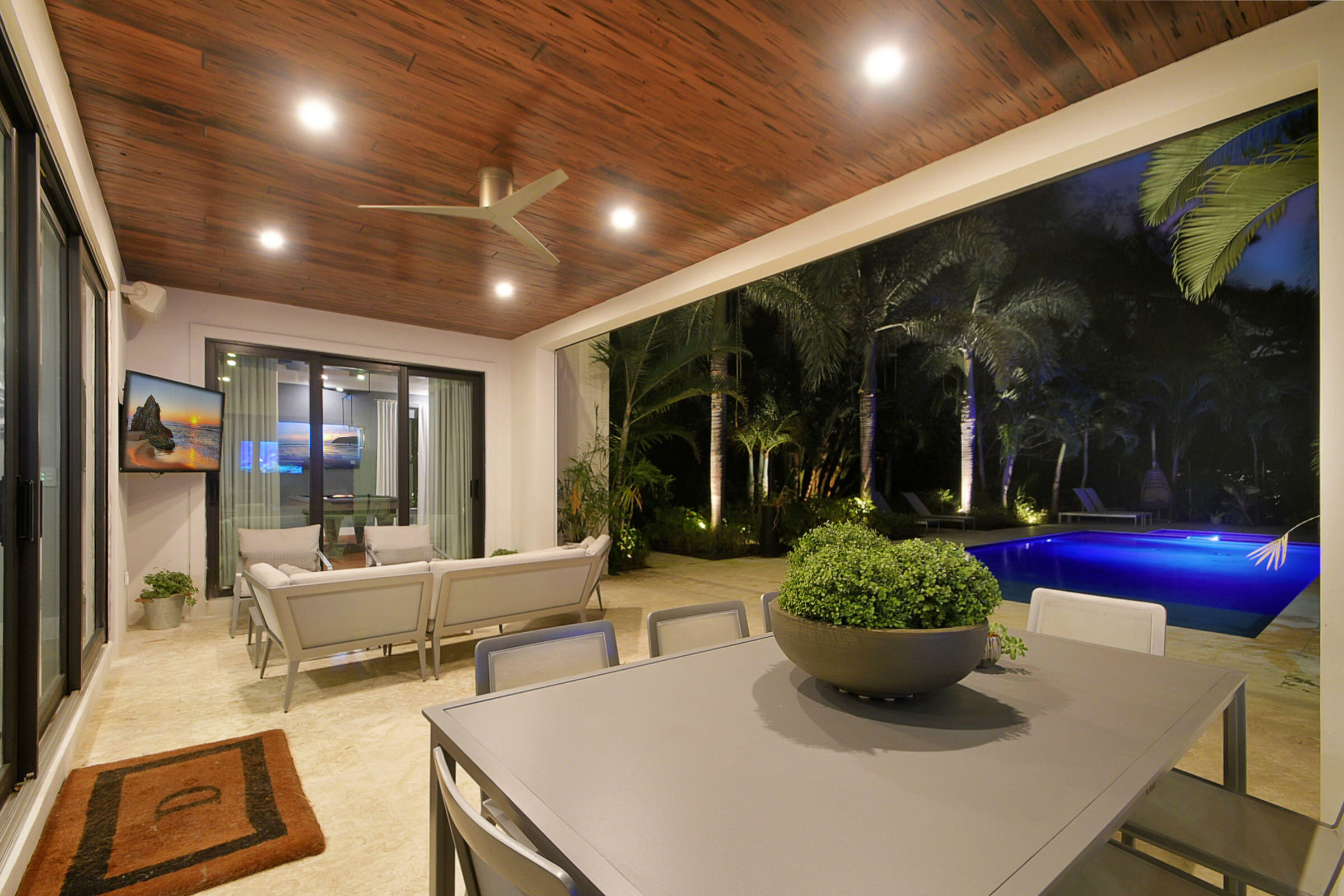 S/D OF 8-46-43 - Residential