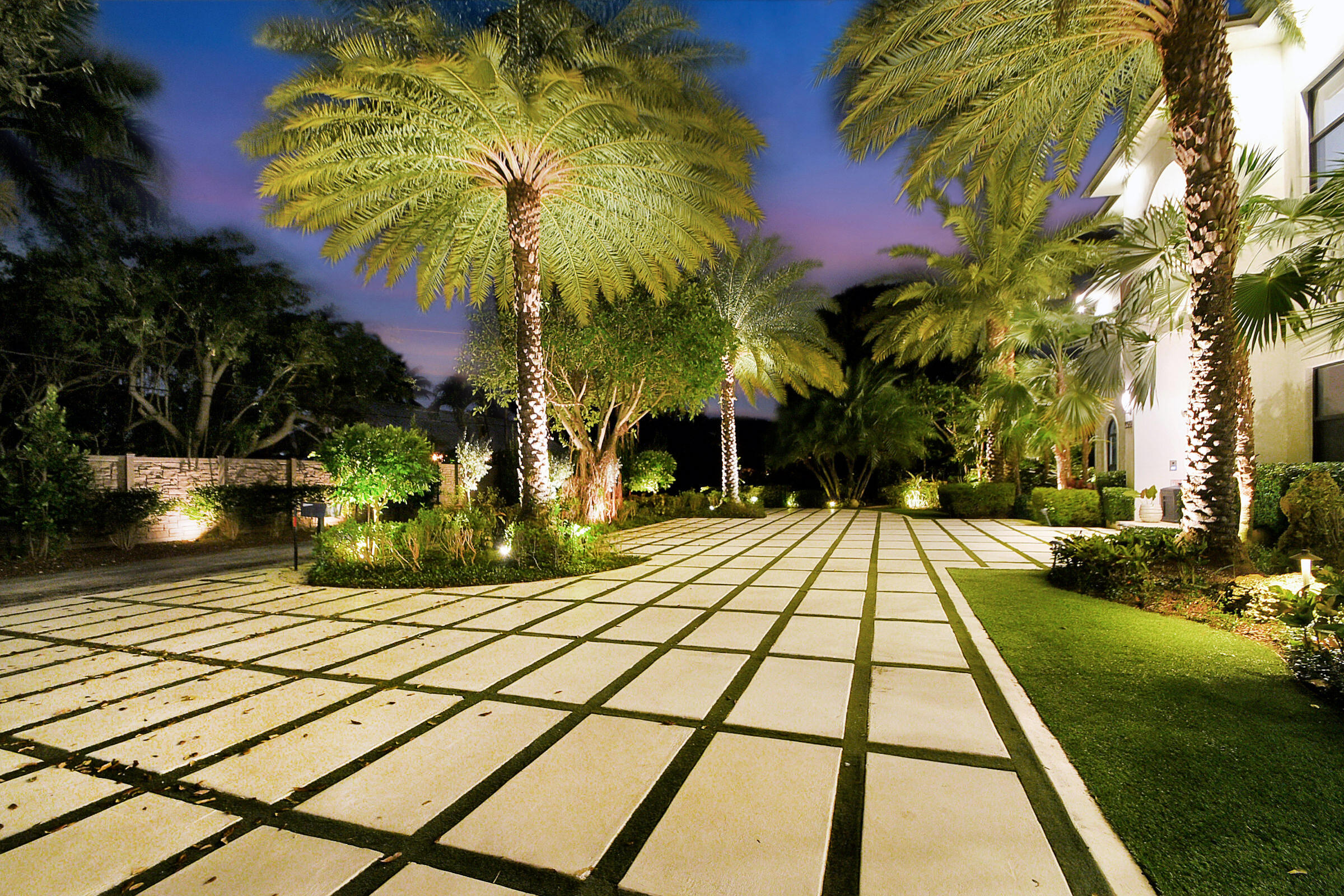 S/D OF 8-46-43 - Residential