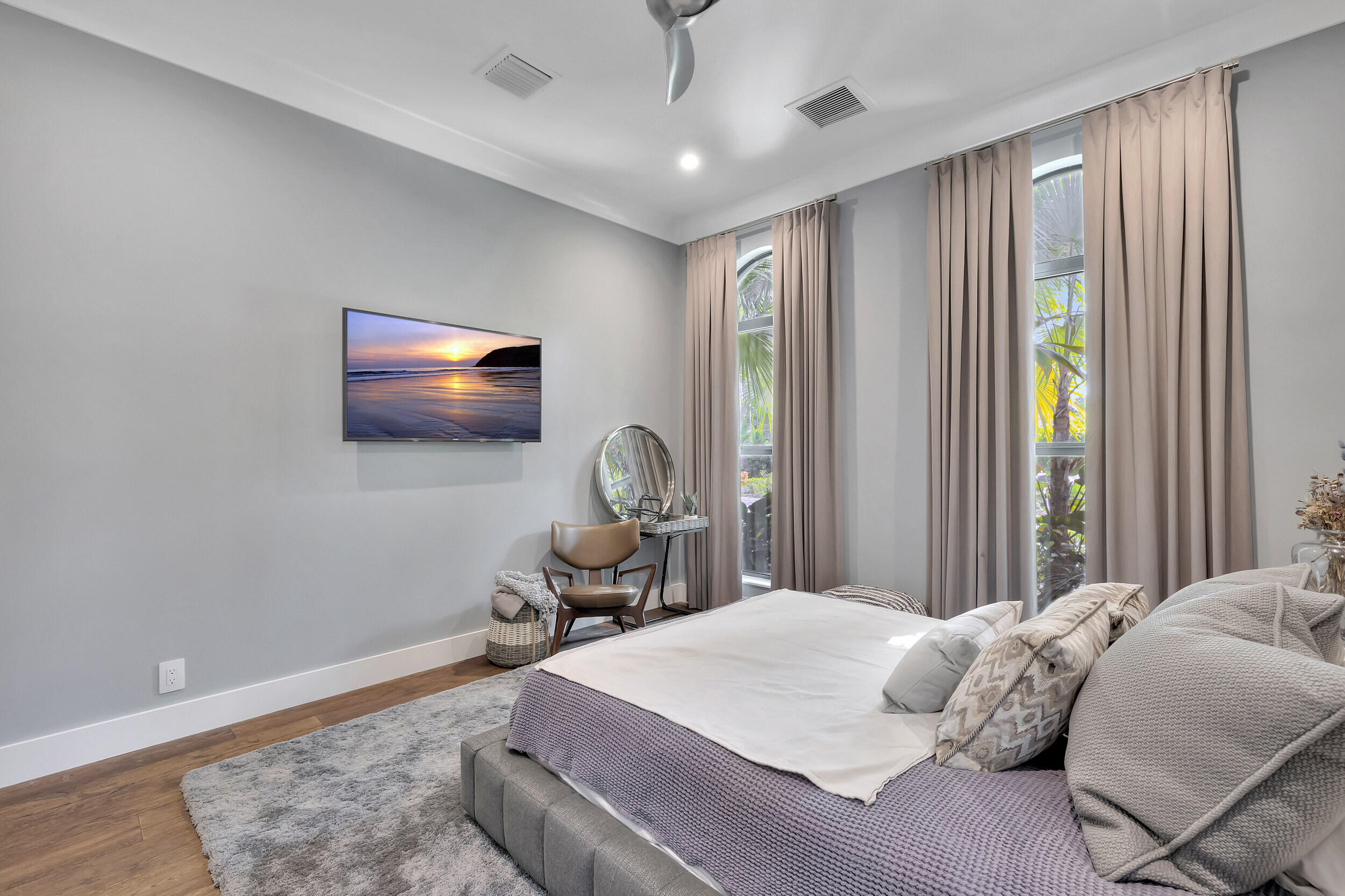 S/D OF 8-46-43 - Residential