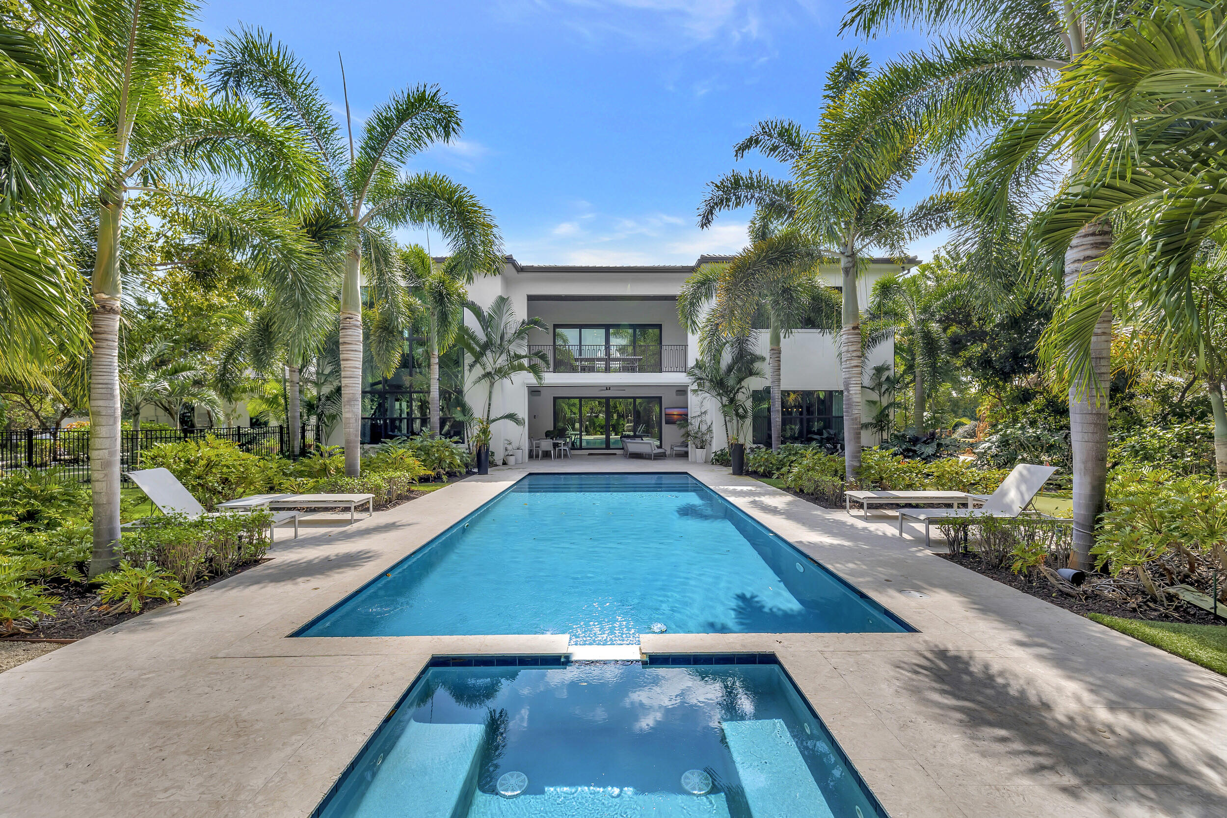 S/D OF 8-46-43 - Residential