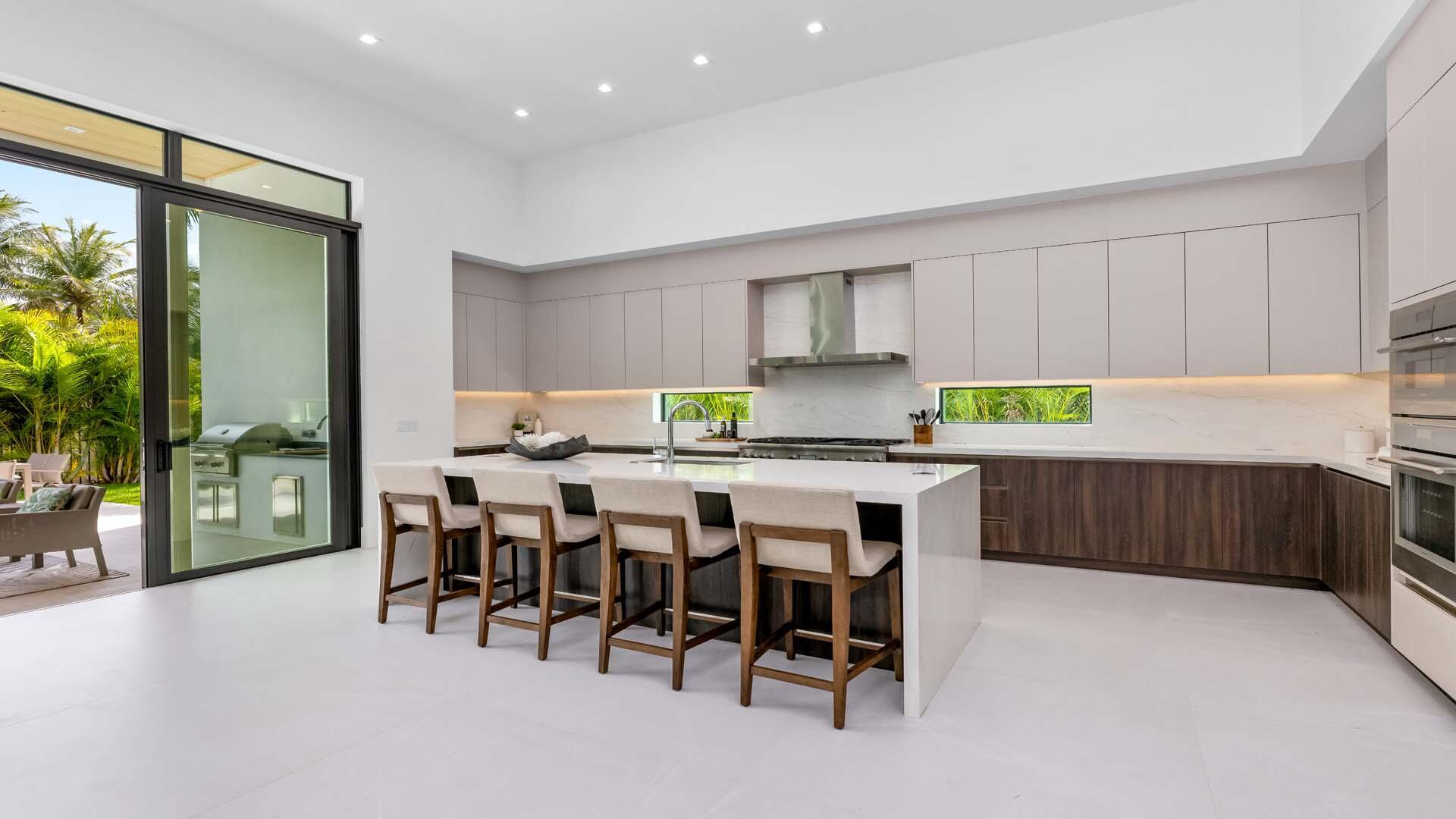 LAKE HEIGHTS IN - Residential