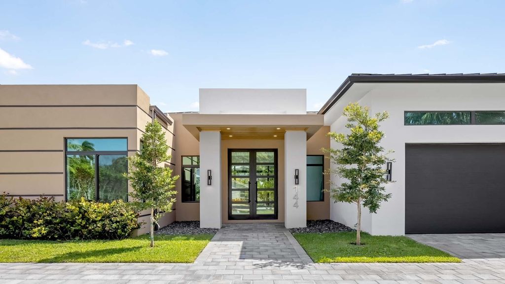 Photo of 144 Coconut Road, Delray Beach, FL 33444 (MLS # R11079031)