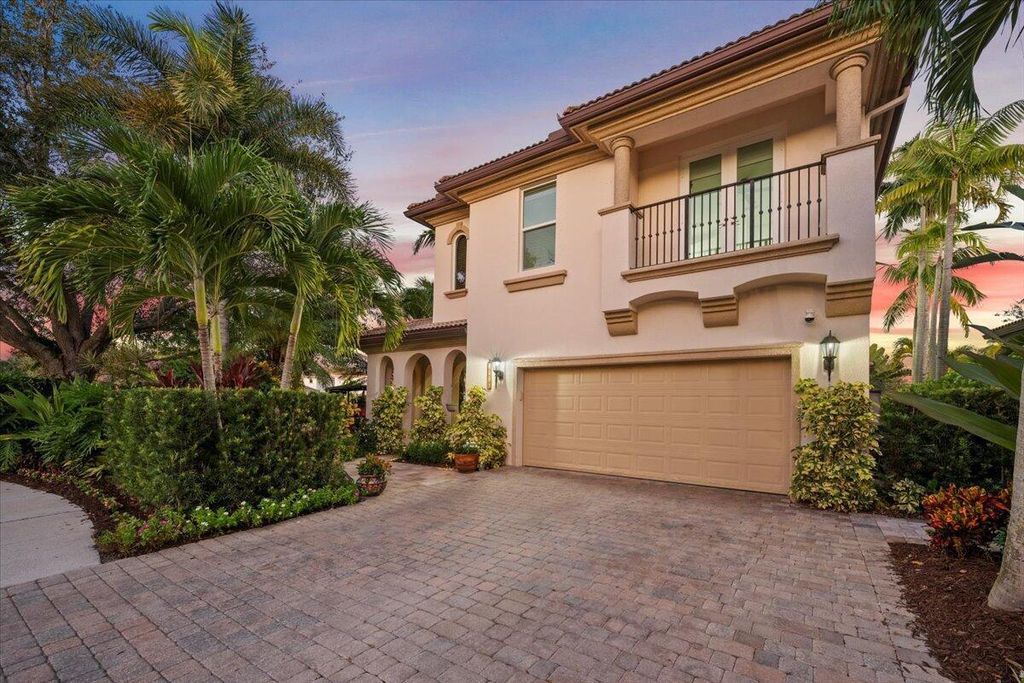 Photo of 1920 Flower Drive, Palm Beach Gardens, FL 33410 (MLS # R11134946)