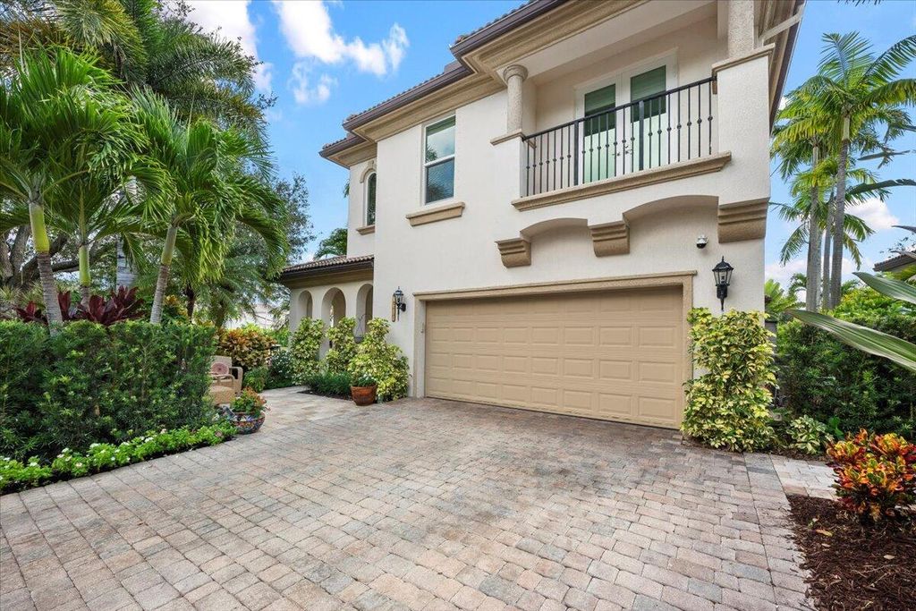 Photo of 1920 Flower Drive, Palm Beach Gardens, FL 33410 (MLS # R11134946)