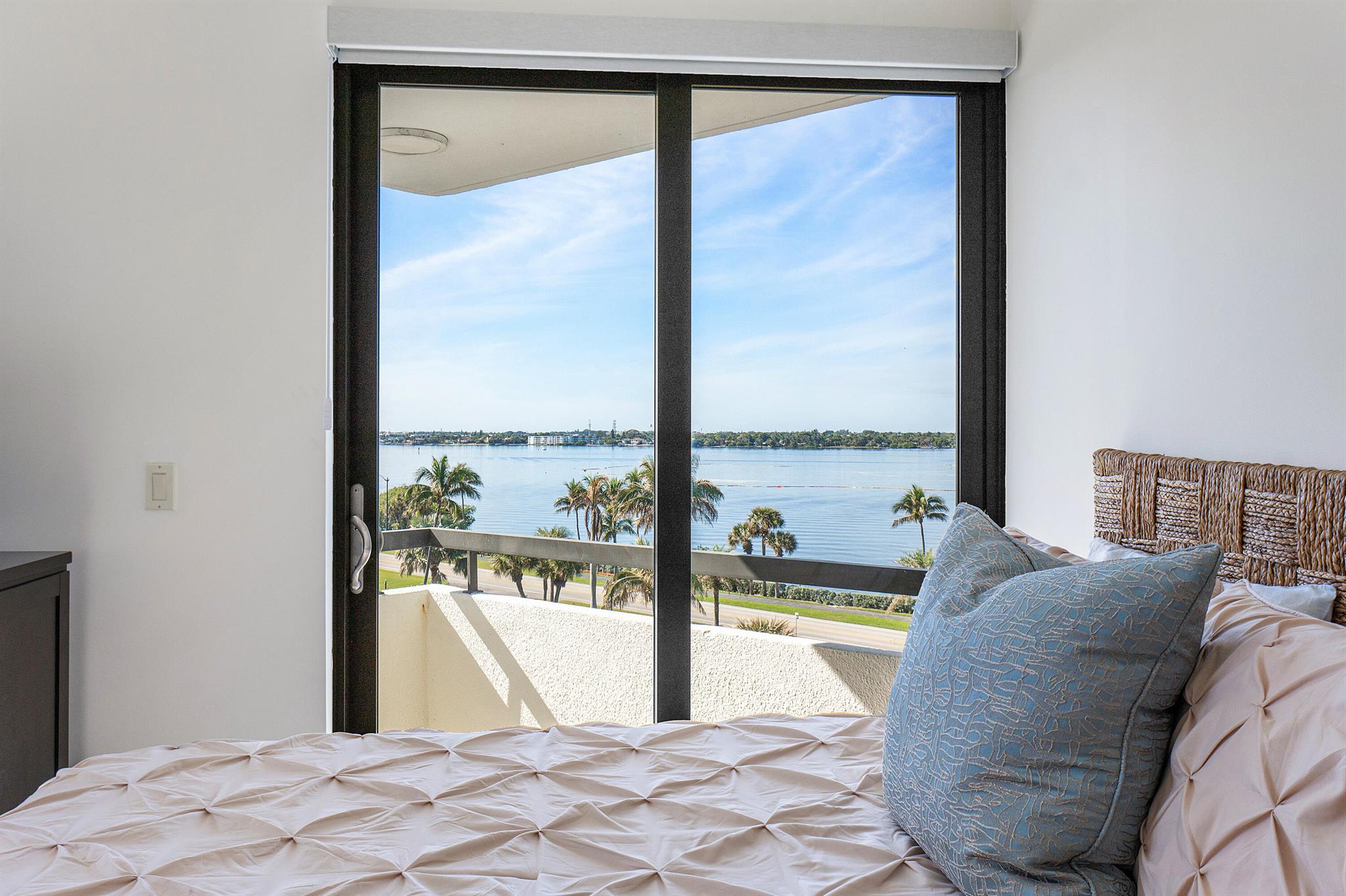 THIRTY ONE TWENTY CONDO - Residential