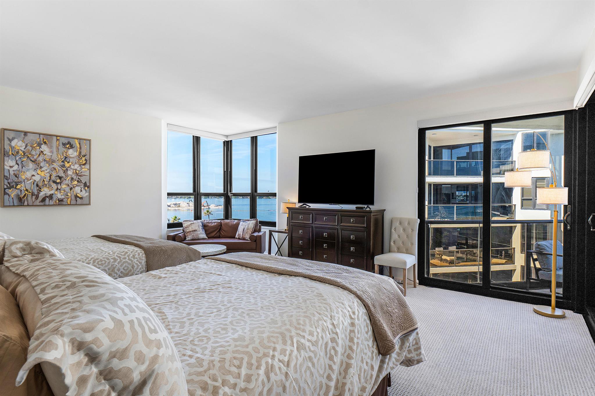THIRTY ONE TWENTY CONDO - Residential