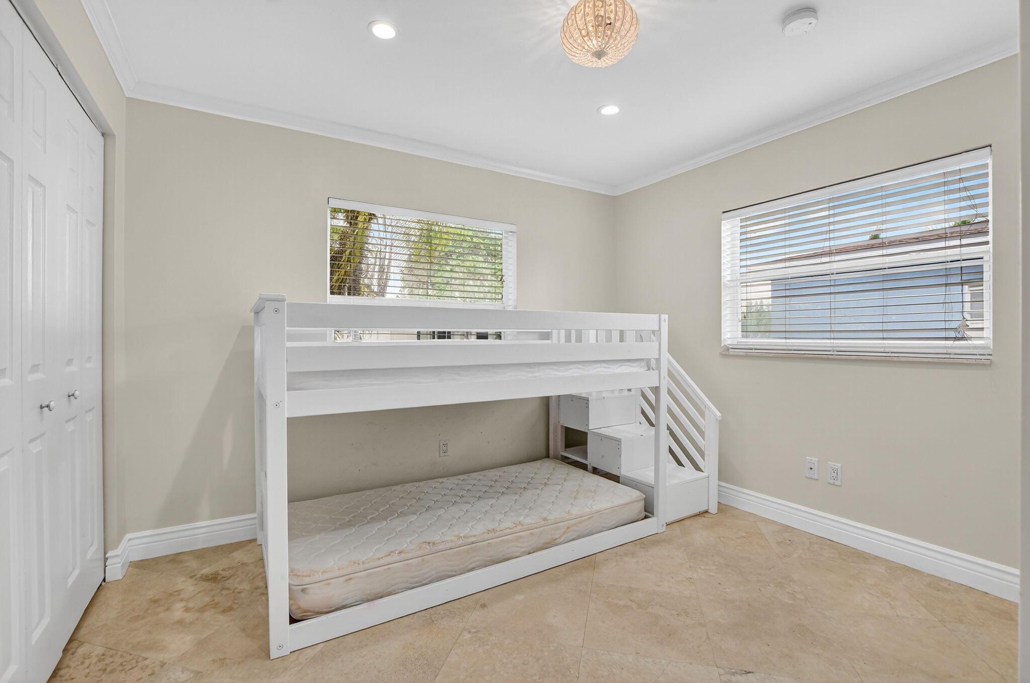 HOLIDAY CITY AT BOCA RATO - Residential Lease