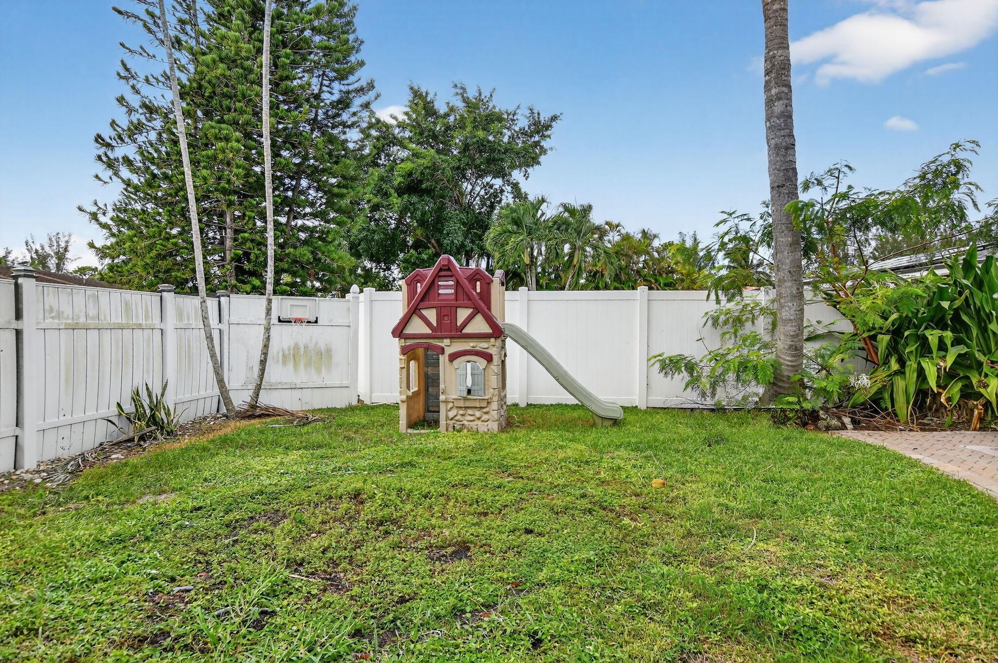 HOLIDAY CITY AT BOCA RATO - Residential Lease