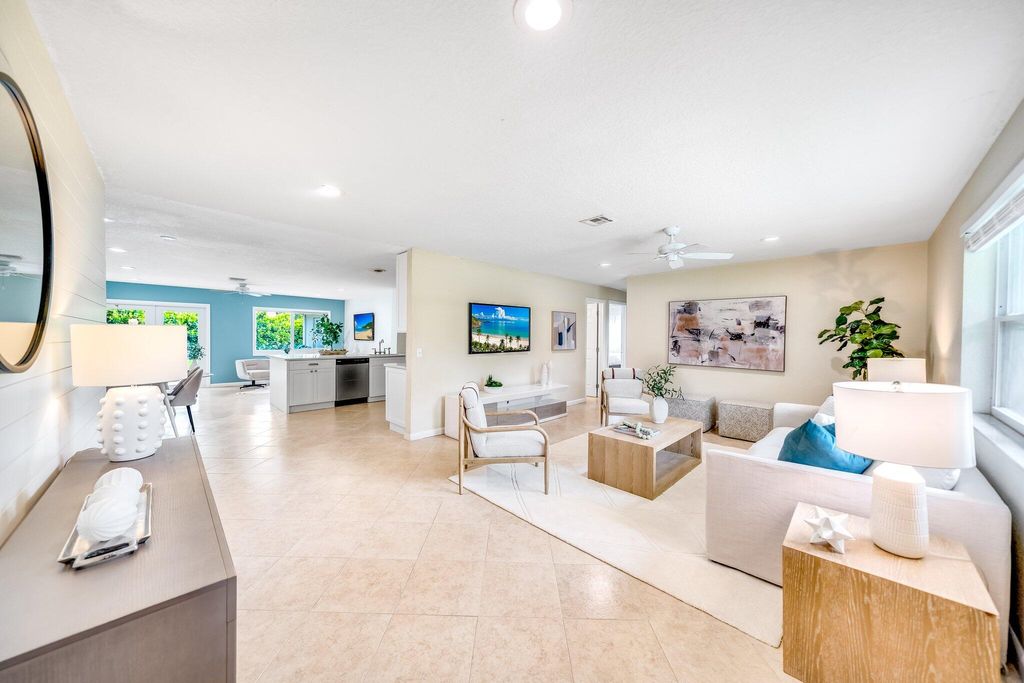 Photo of 17430 128th Trail Trail N, Jupiter, FL 33478 (MLS # R11000695)