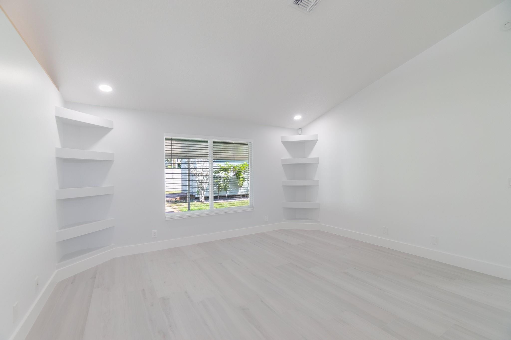 118 Queens Ln