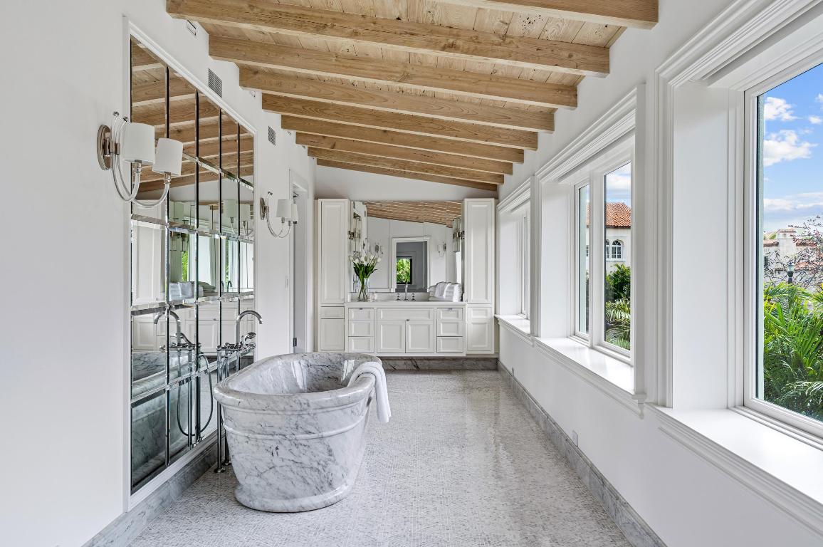 PHIPPS PLAZA - Residential