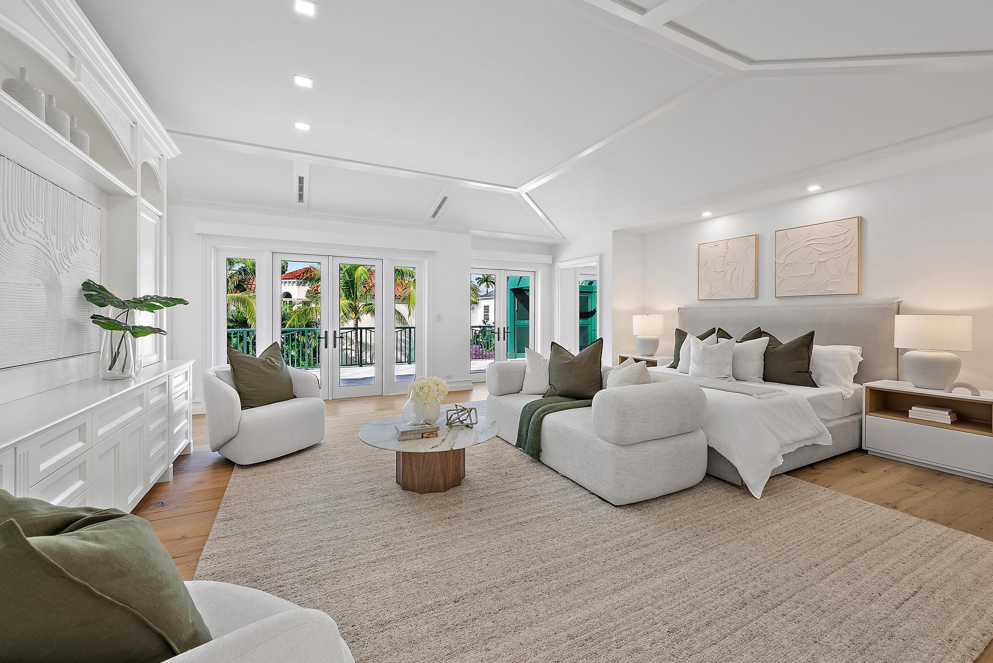 PHIPPS PLAZA - Residential