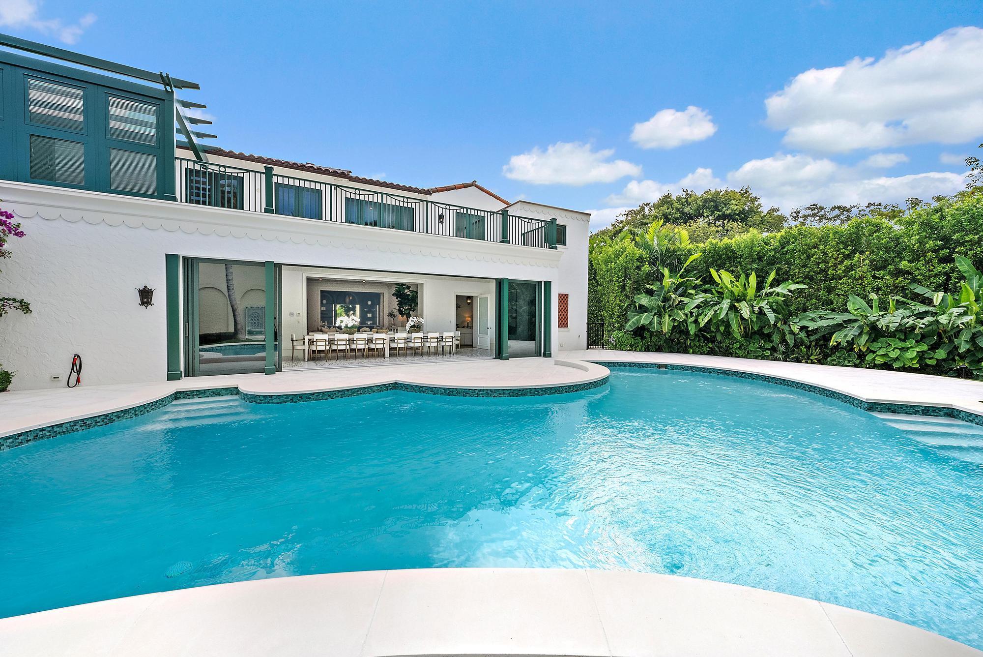 PHIPPS PLAZA - Residential