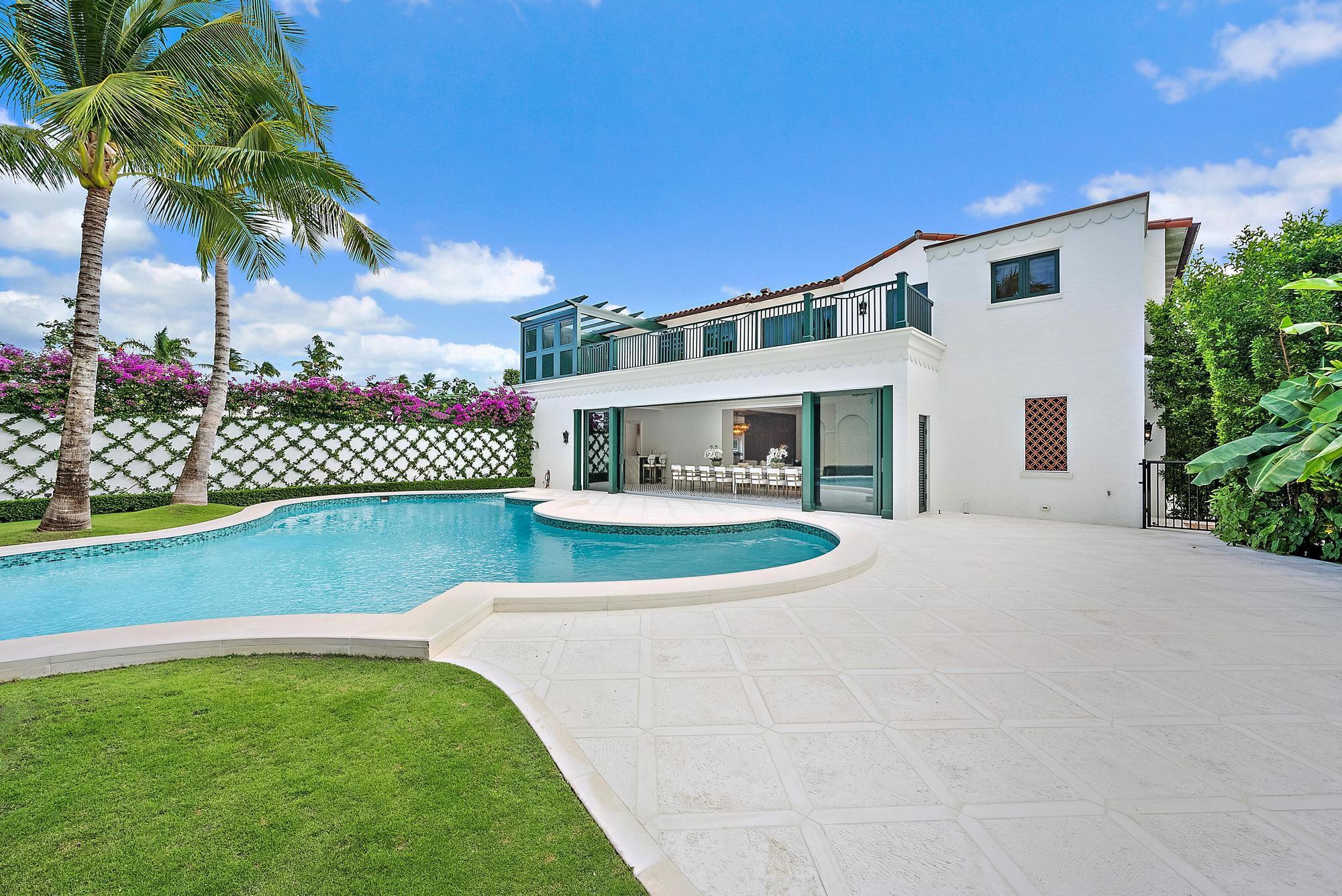 PHIPPS PLAZA - Residential