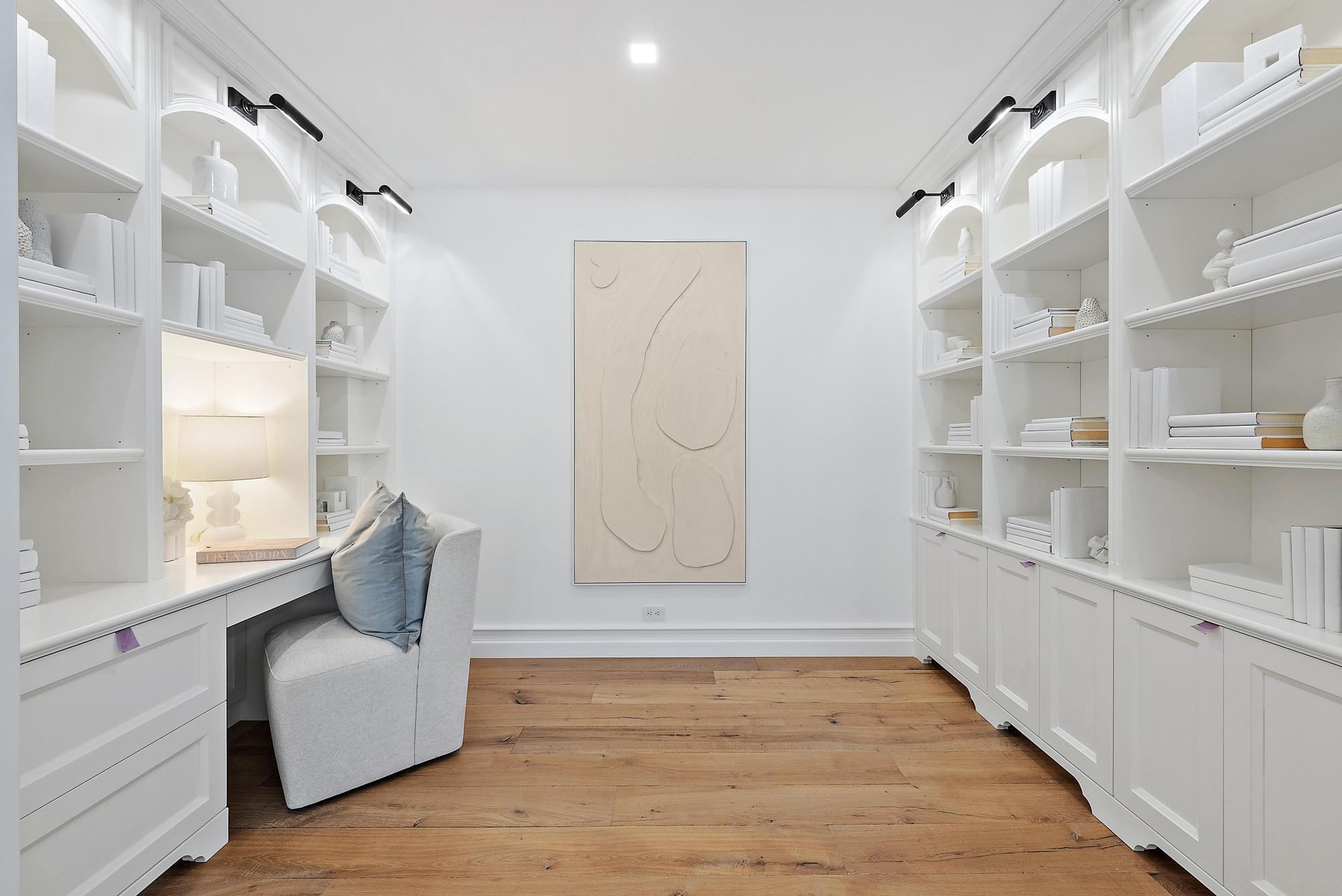 PHIPPS PLAZA - Residential