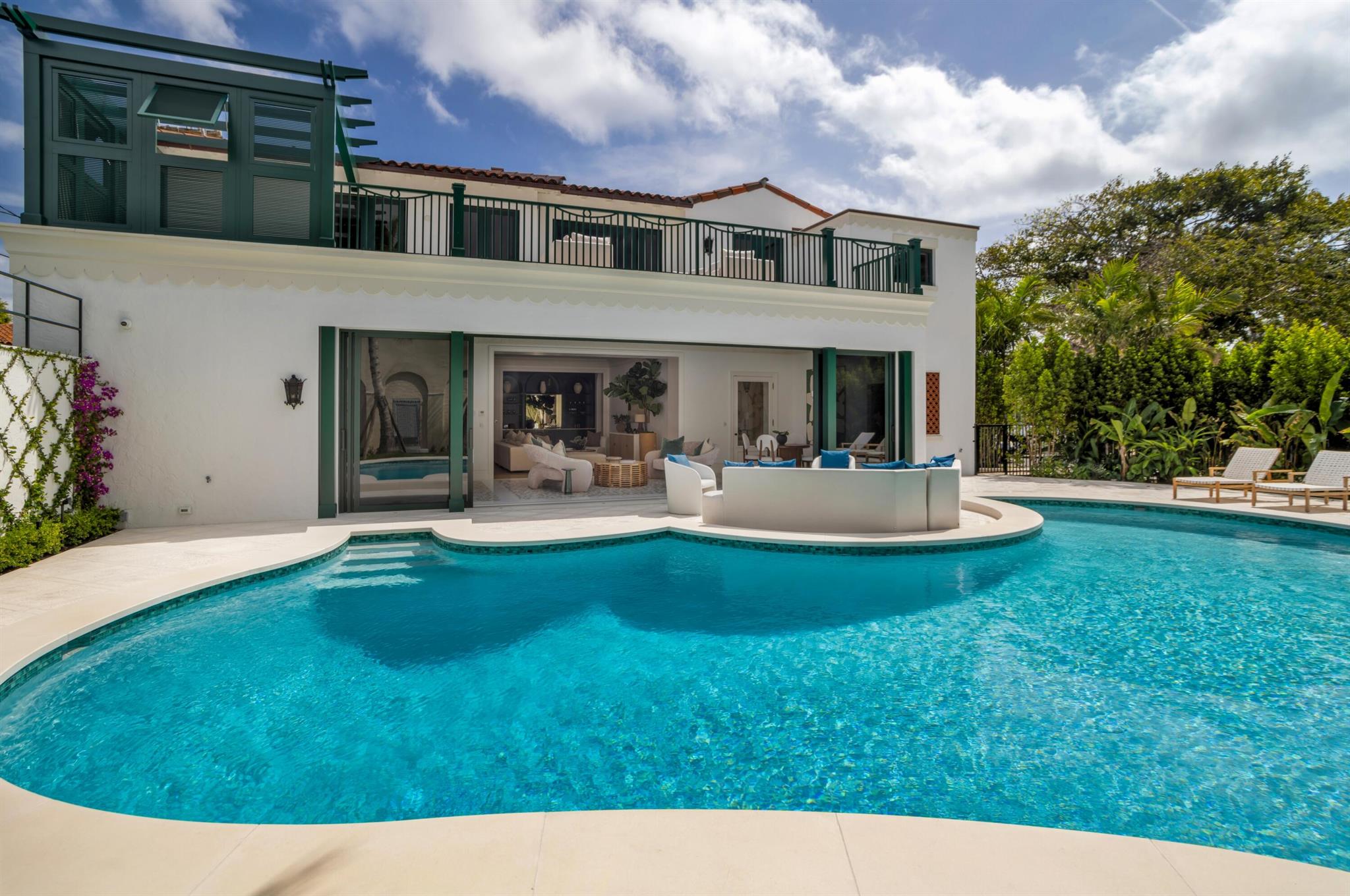 PHIPPS PLAZA - Residential