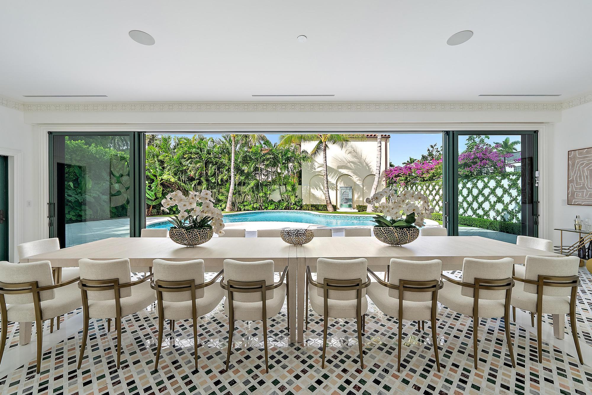 PHIPPS PLAZA - Residential