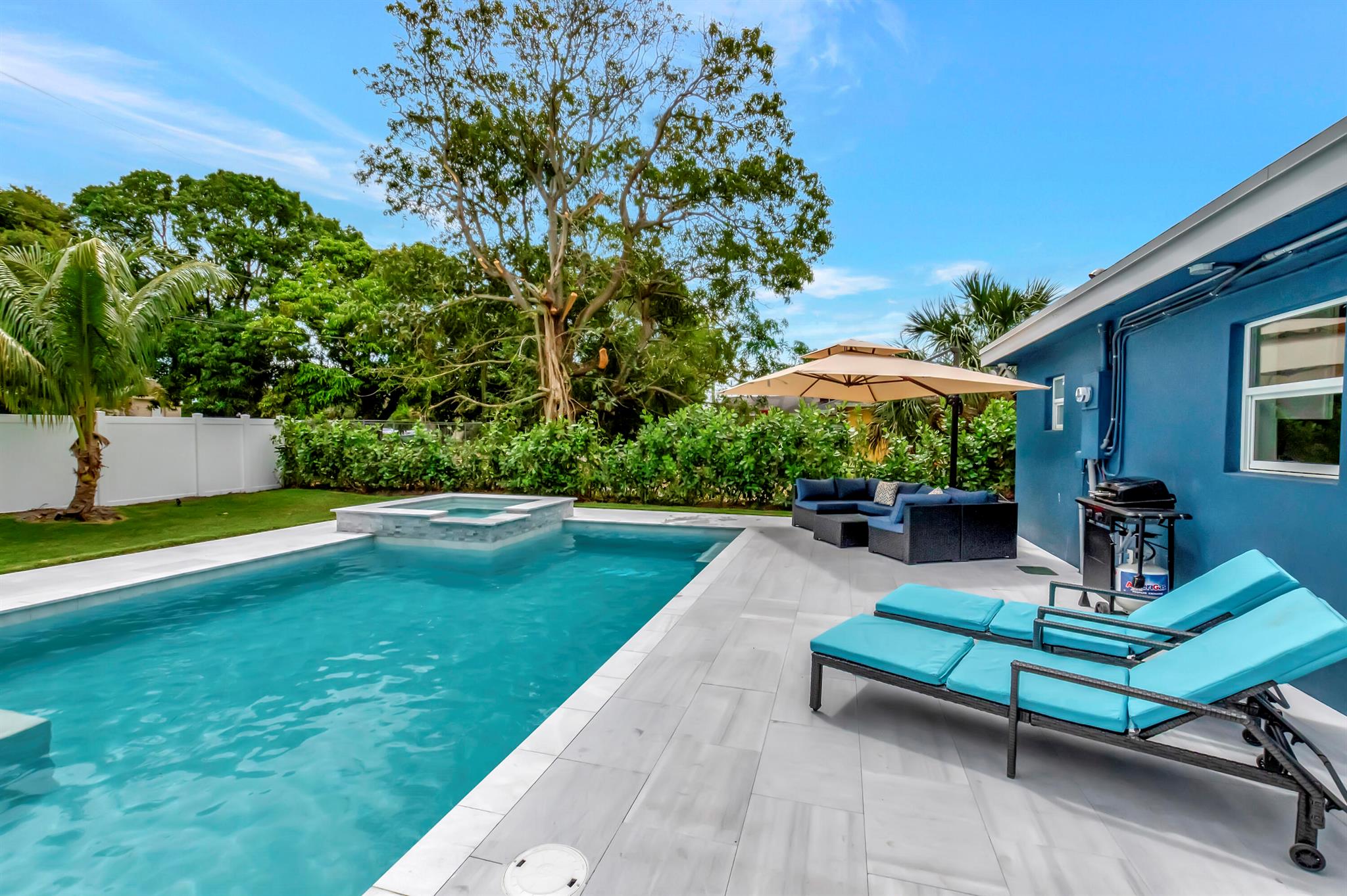 219 NW 14th Avenue
