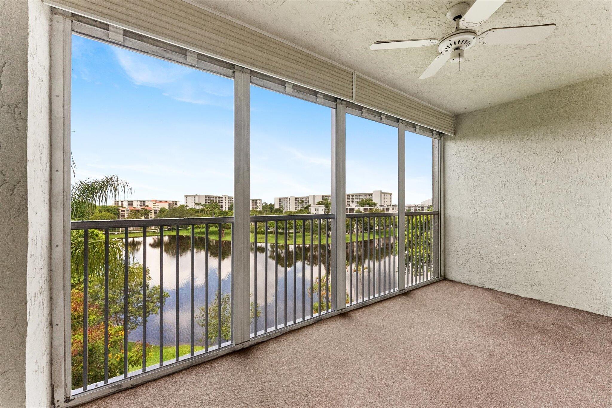 2112 S CYPRESS BEND Drive 607