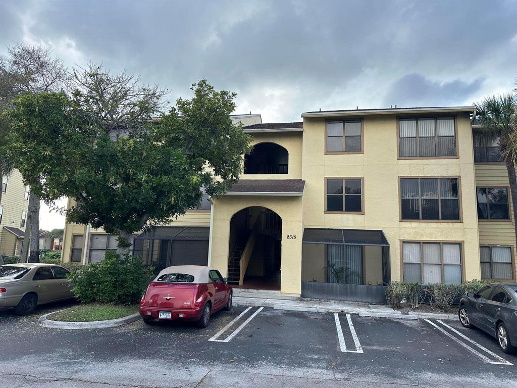 Photo of 2315 N Congress 34 Avenue #34, Boynton Beach, FL 33426 (MLS # R11108918)