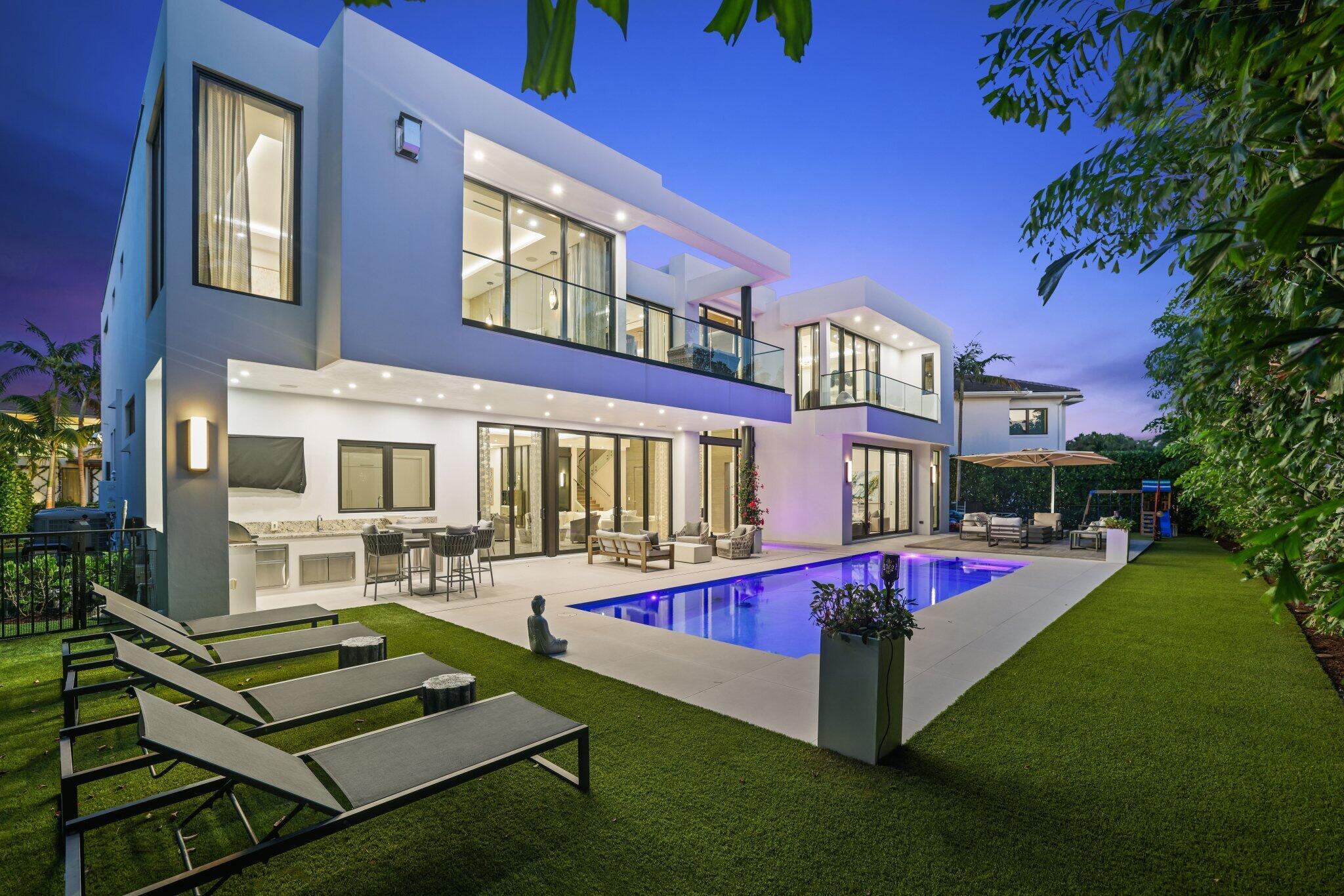 2391 Areca Palm Road