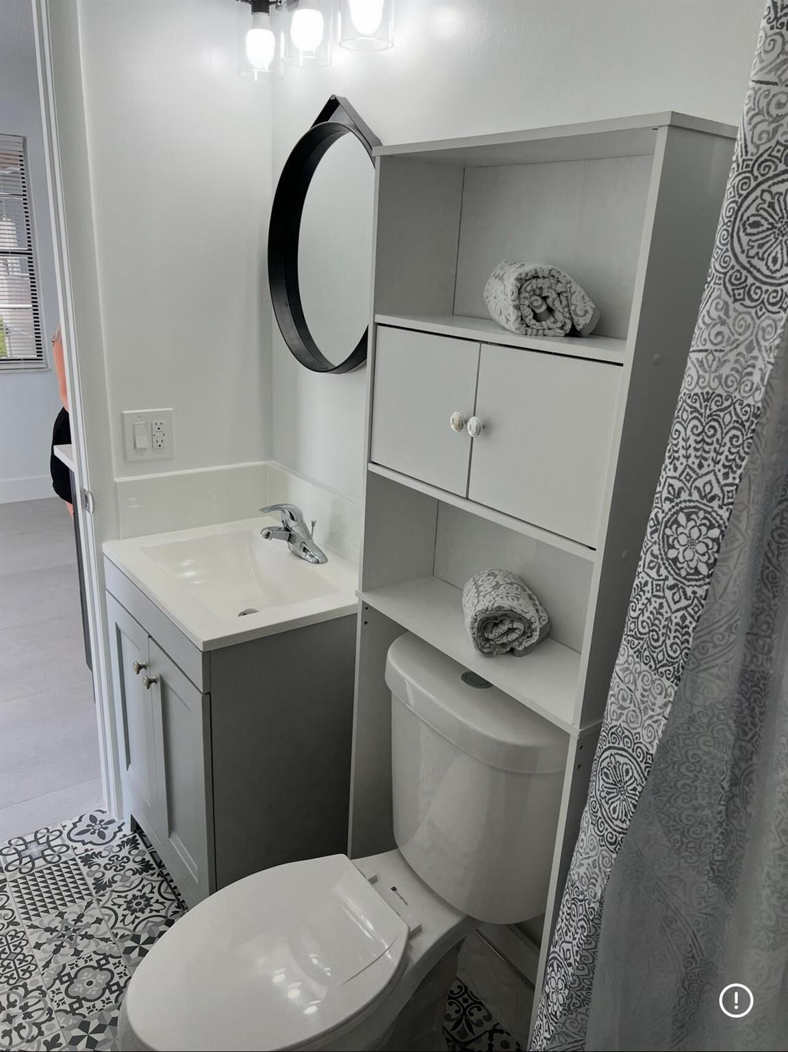 KNOTTY PINE ACRES - Residential Lease