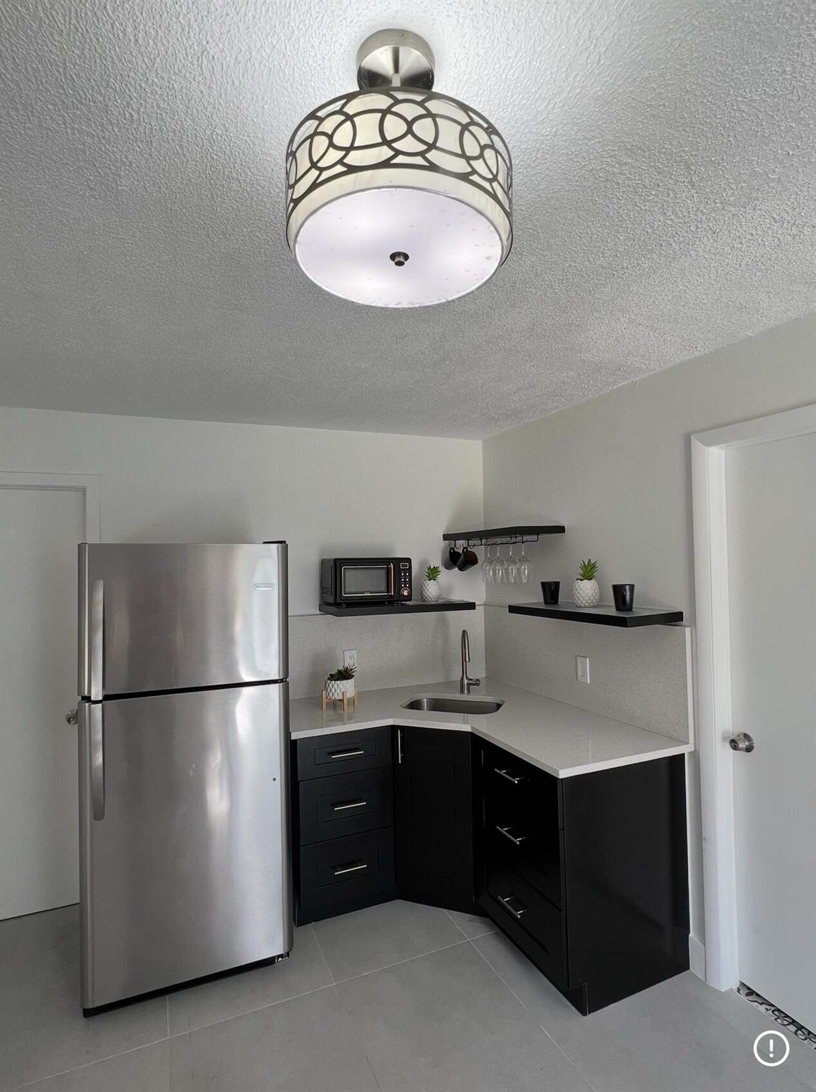 KNOTTY PINE ACRES - Residential Lease