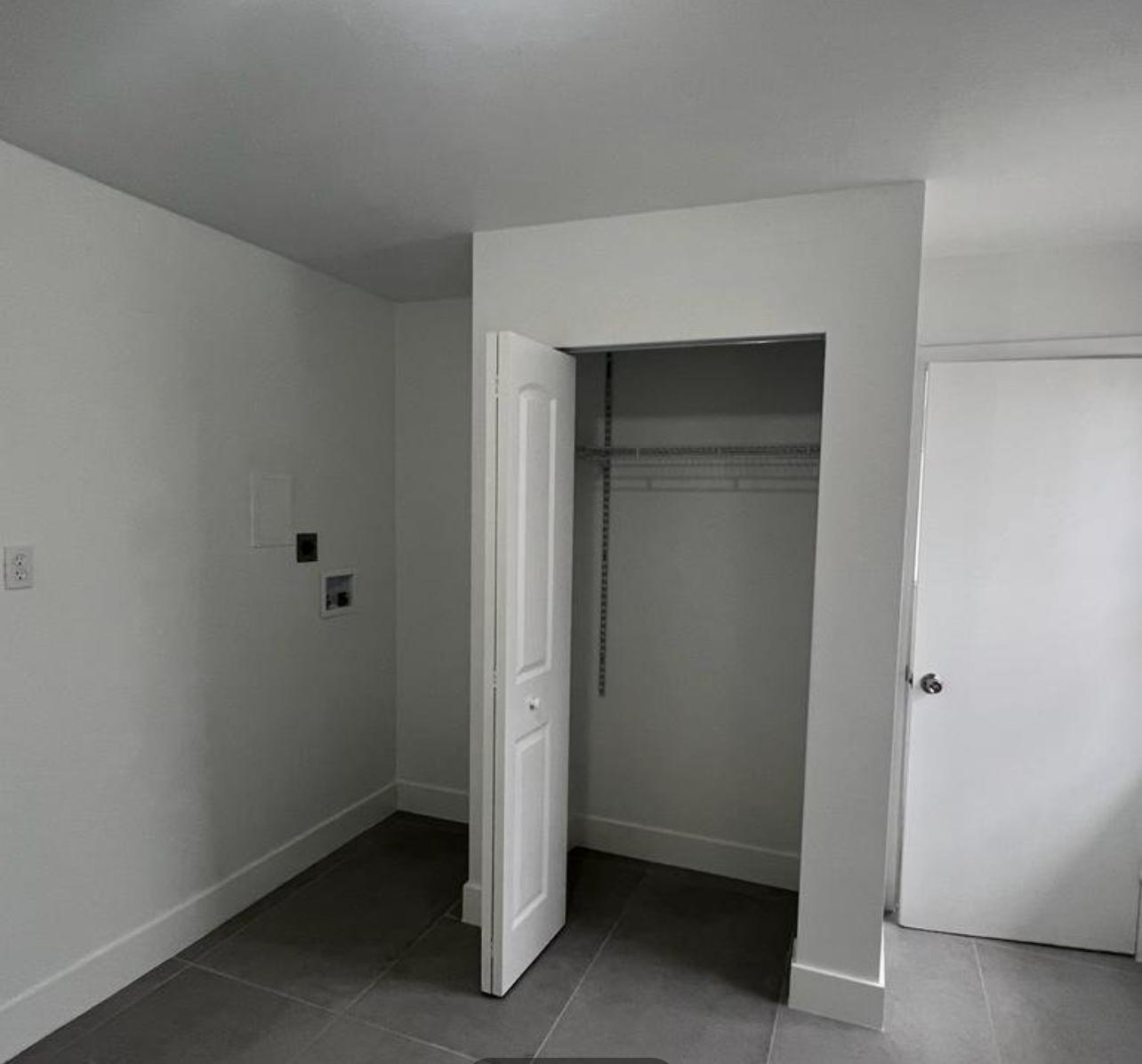 KNOTTY PINE ACRES - Residential Lease