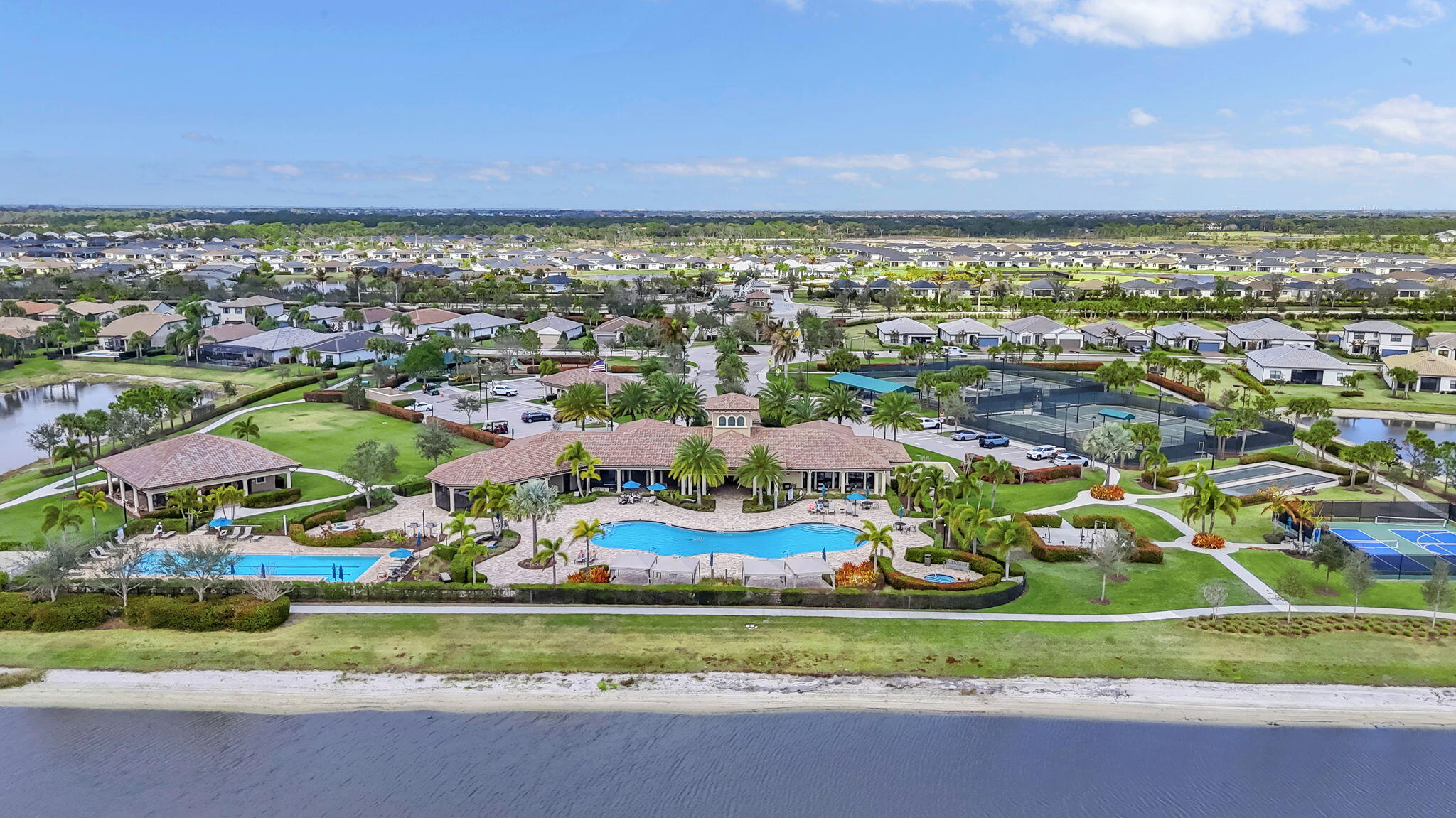 VERANDA PLAT NO 6 VERANDA GARDENS EAST PHASE 1 - Residential