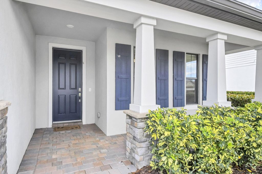 Photo of 479 SE Vallarta Drive, Port Saint Lucie, FL 34984 (MLS # R11165793)