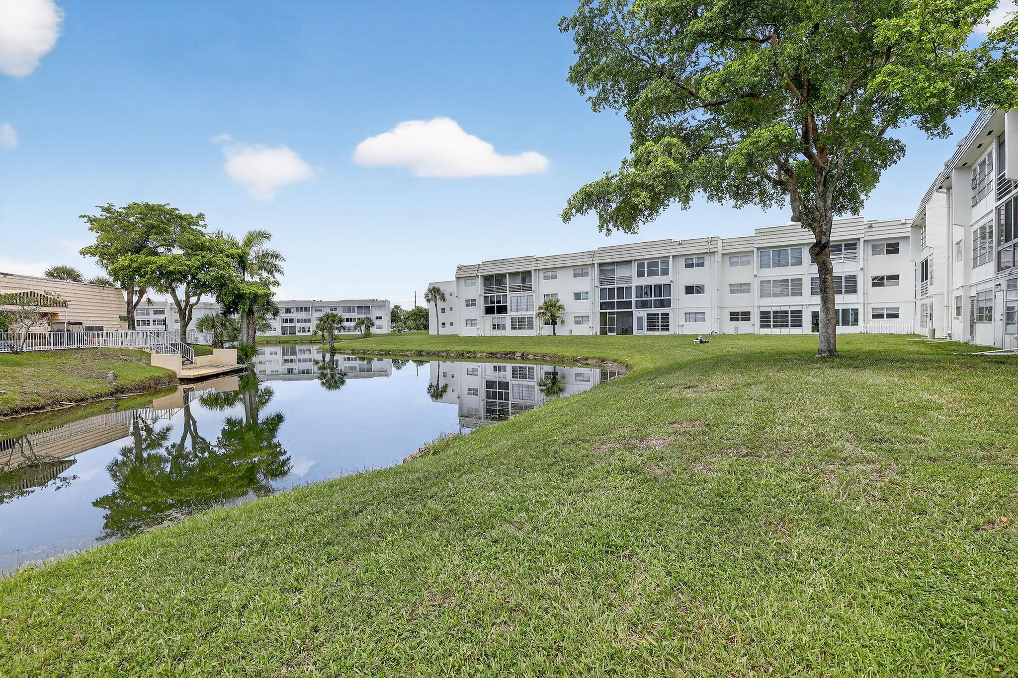 8100 Sunrise Lakes Blvd 303