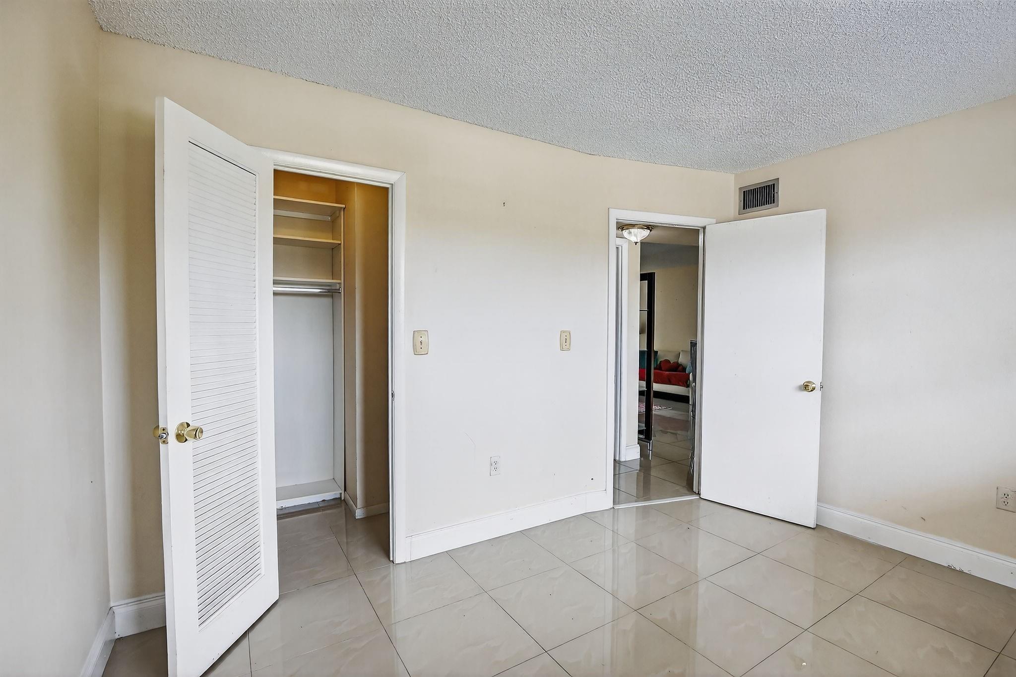 Sunrise Lakes Phase II - Residential