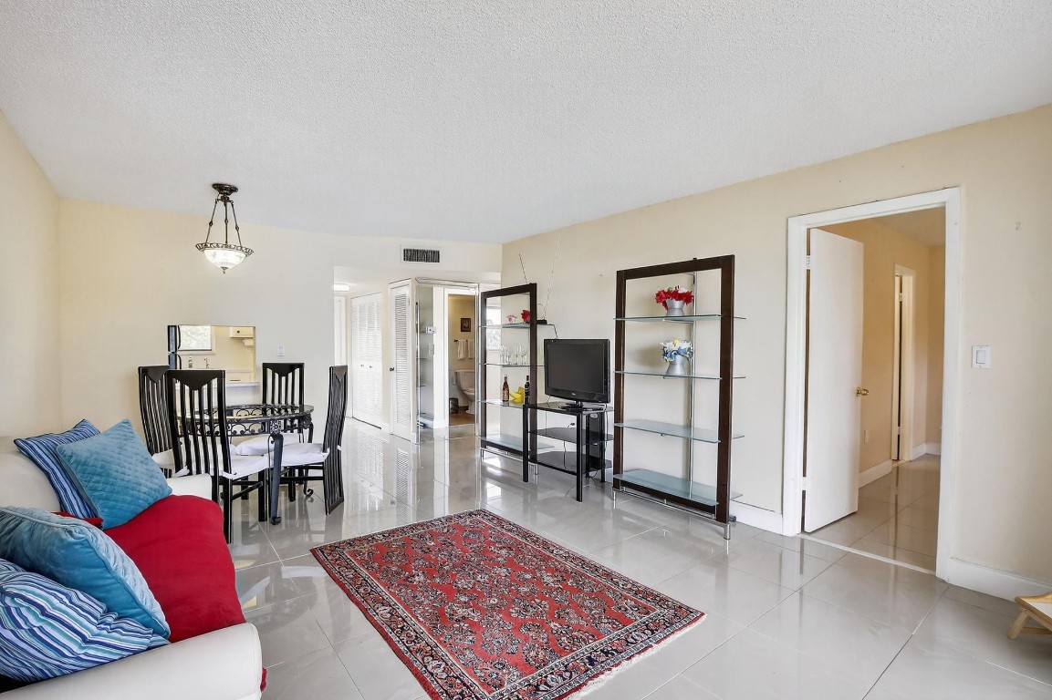 Sunrise Lakes Phase II - Residential