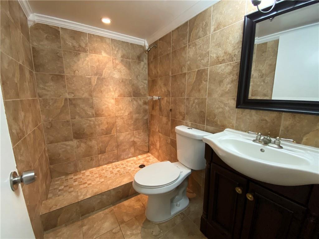 SHERWOOD SQUARE - Residential